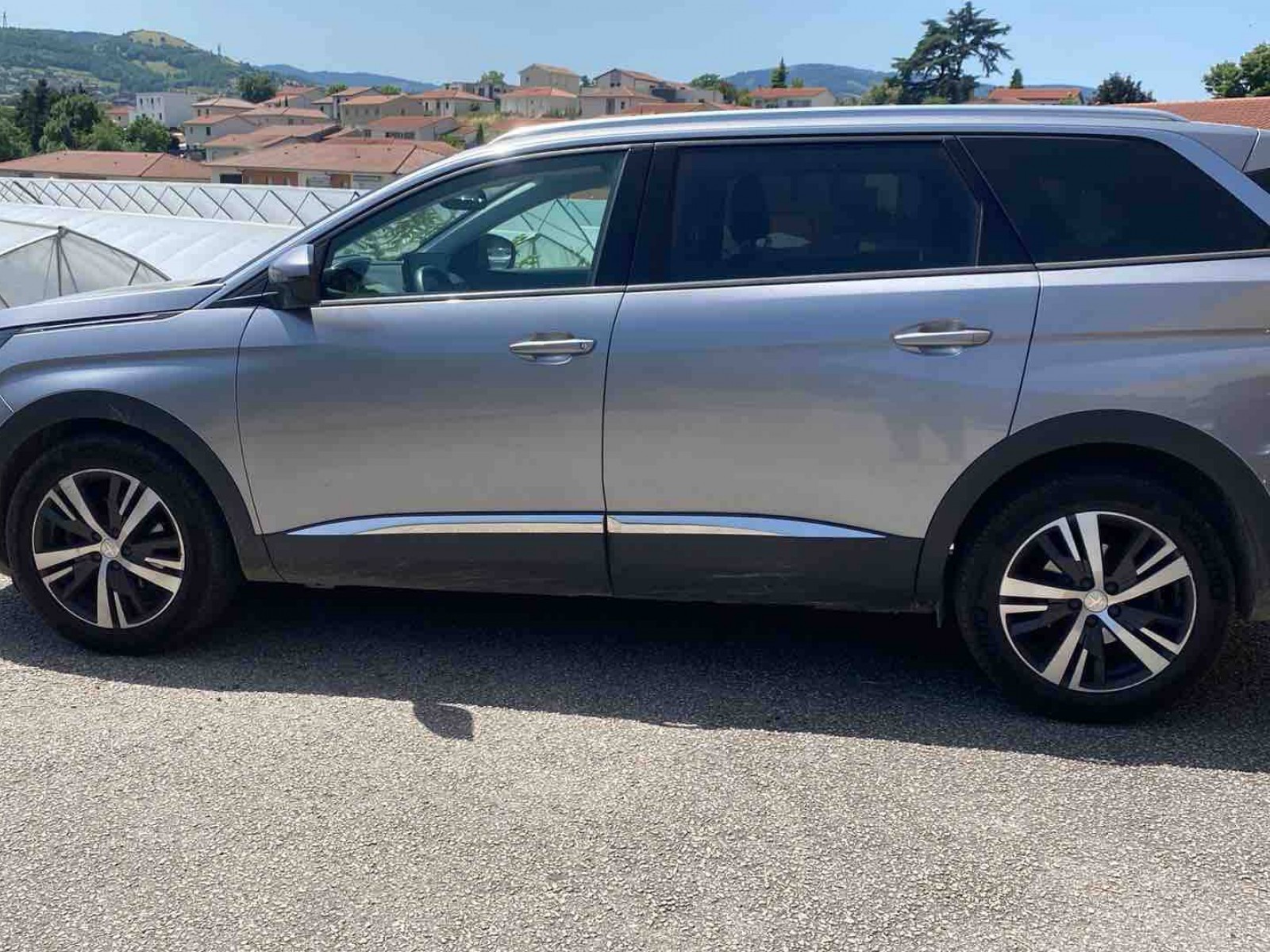 PEUGEOT - 5008 - #825219 - 4