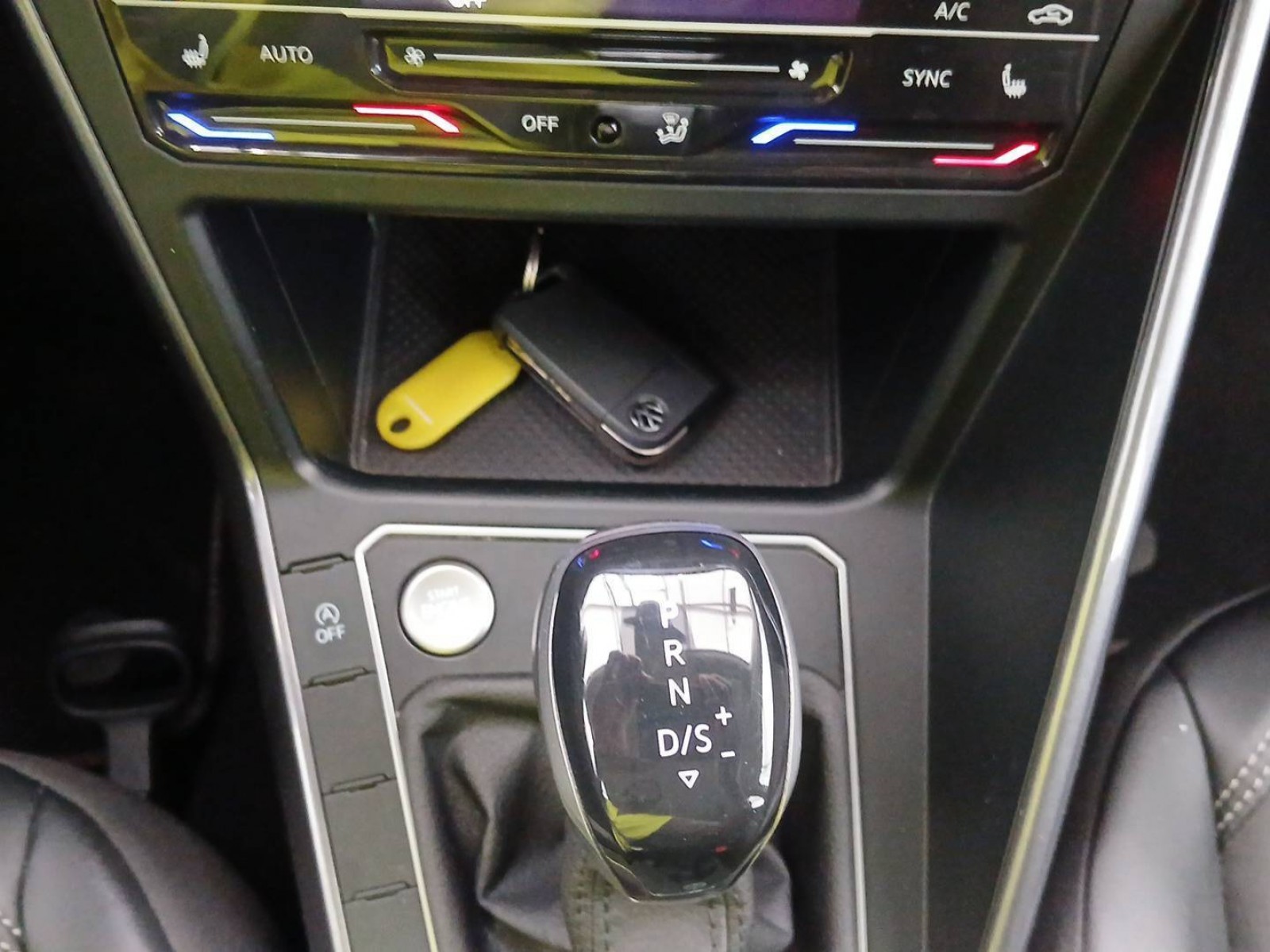 VOLKSWAGEN - TAIGO - #681092 - 13