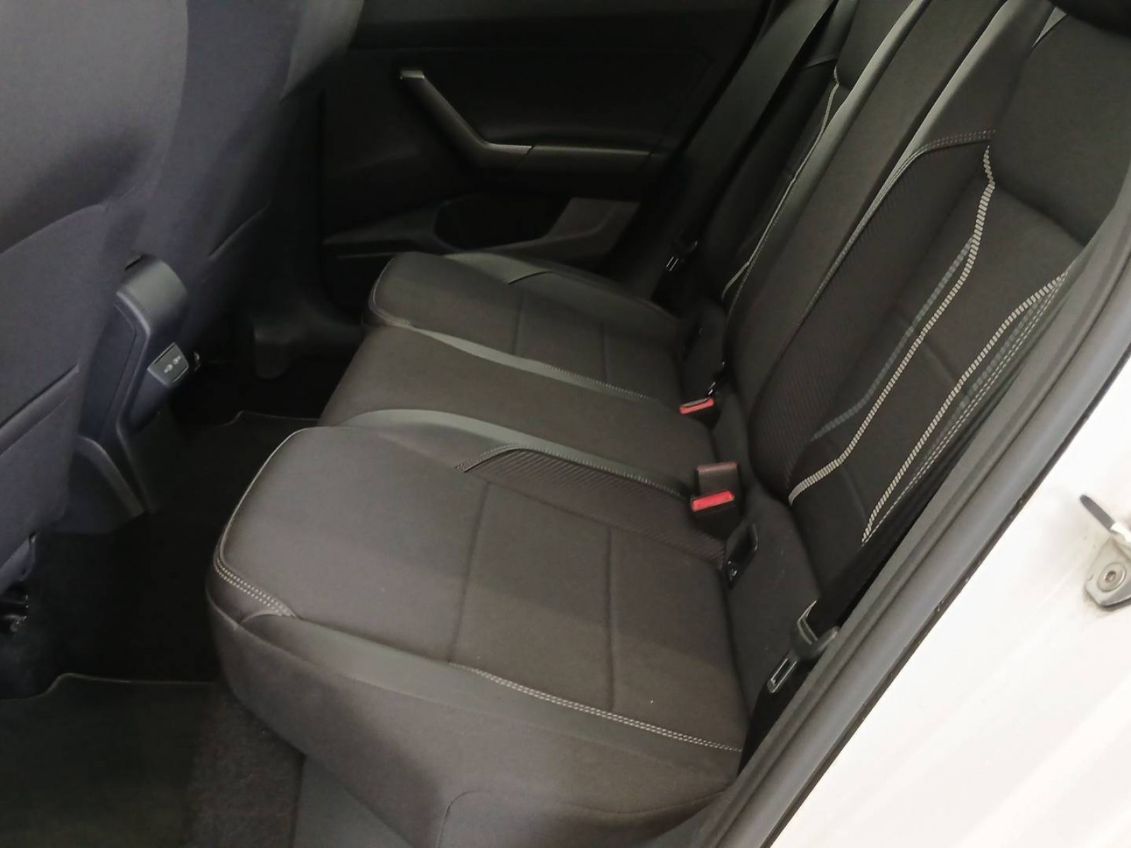 VOLKSWAGEN - TAIGO - #681095 - 8