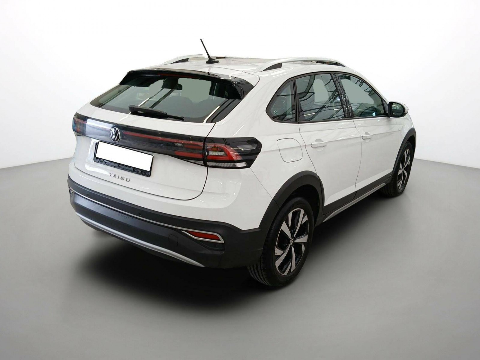 VOLKSWAGEN - TAIGO - #681097 - 3