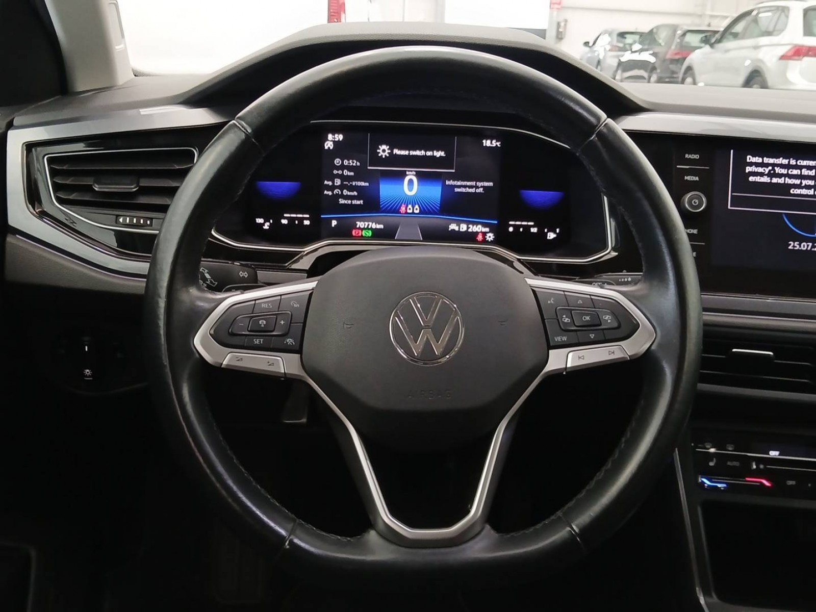 VOLKSWAGEN - TAIGO - #681097 - 10