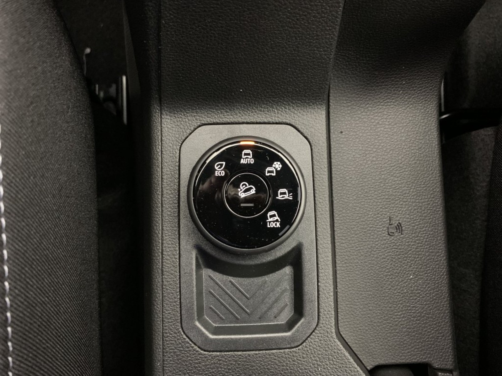DACIA - DUSTER - #613416 - 14