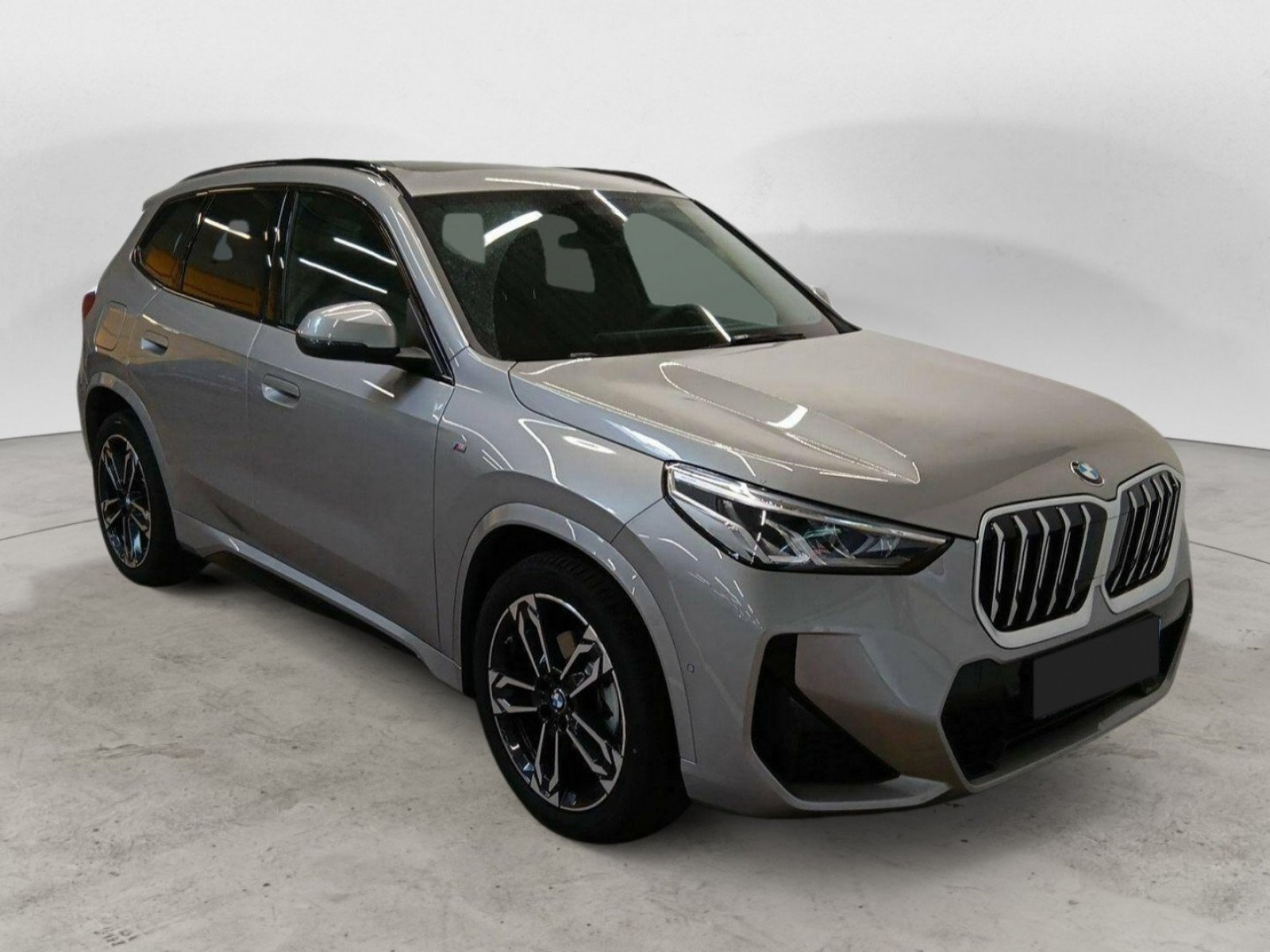 BMW - X1 U11 - #571682 - 17