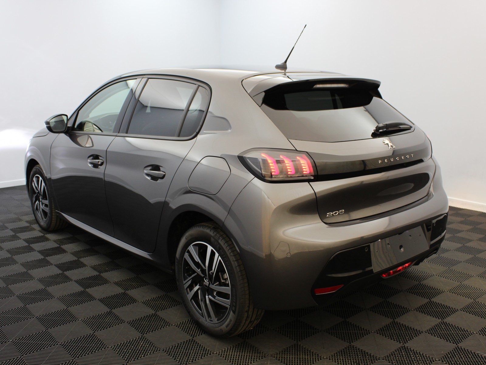 PEUGEOT - 208 - #178318 - 2
