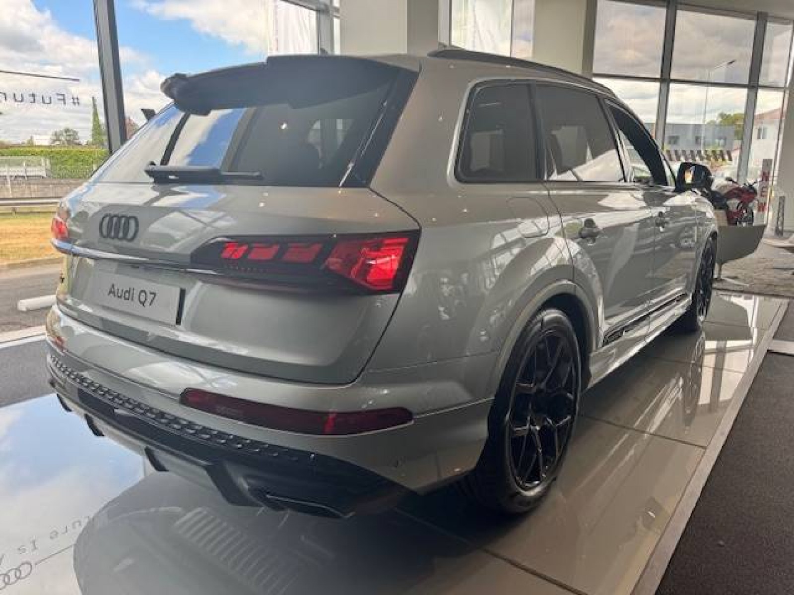 AUDI - Q7 - #837584 - 8