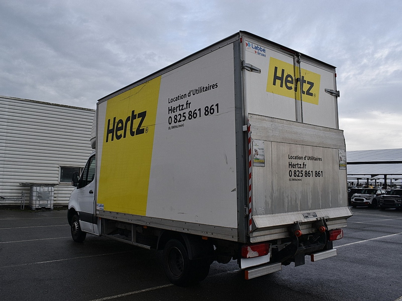 MERCEDES - SPRINTER CAISSE GRAND VOLUME 20M3 +HAYON - #181100 - 3