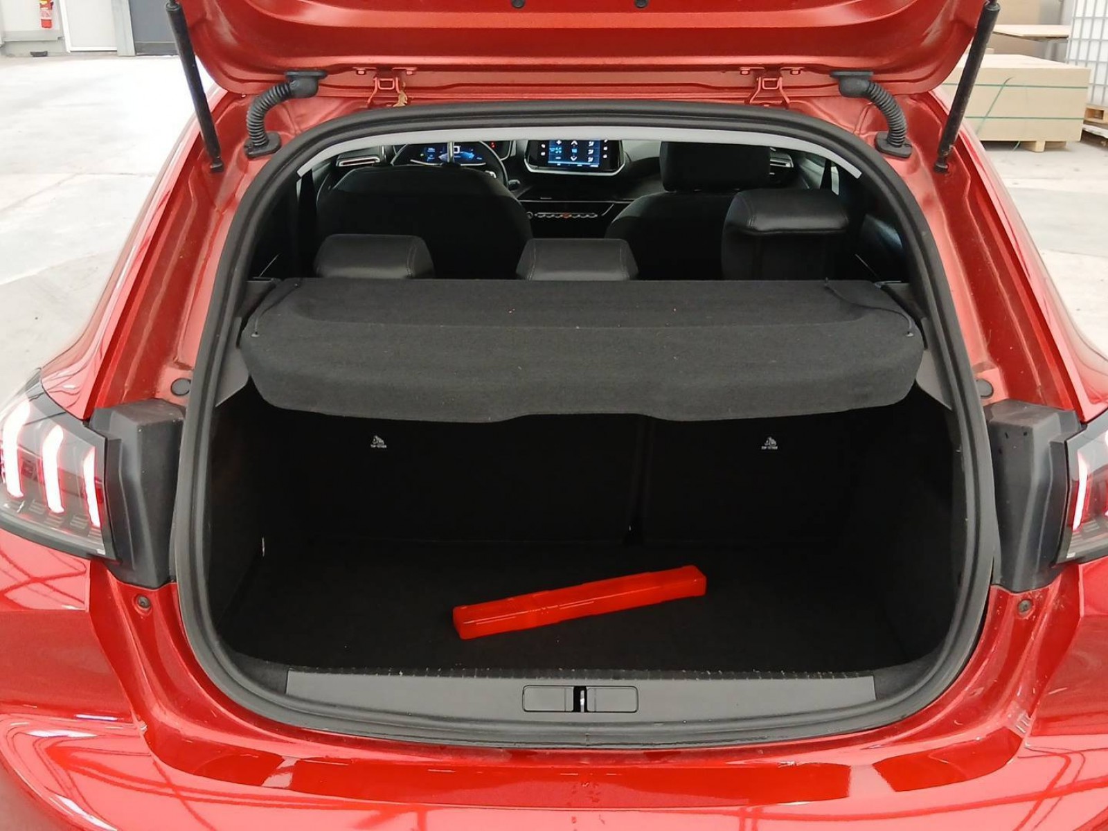 PEUGEOT - 208 - #836549 - 11
