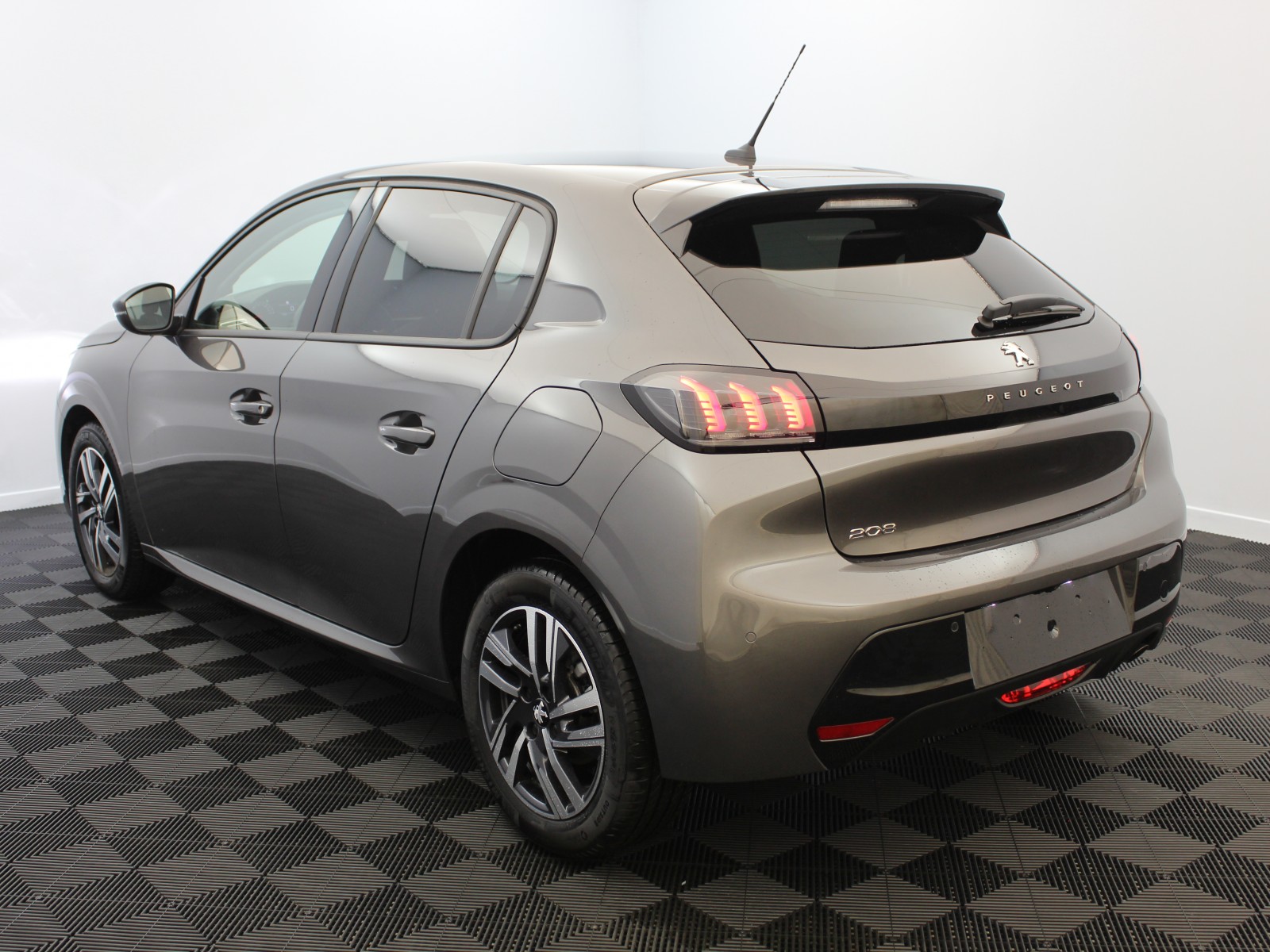 PEUGEOT - 208 - #178437 - 2