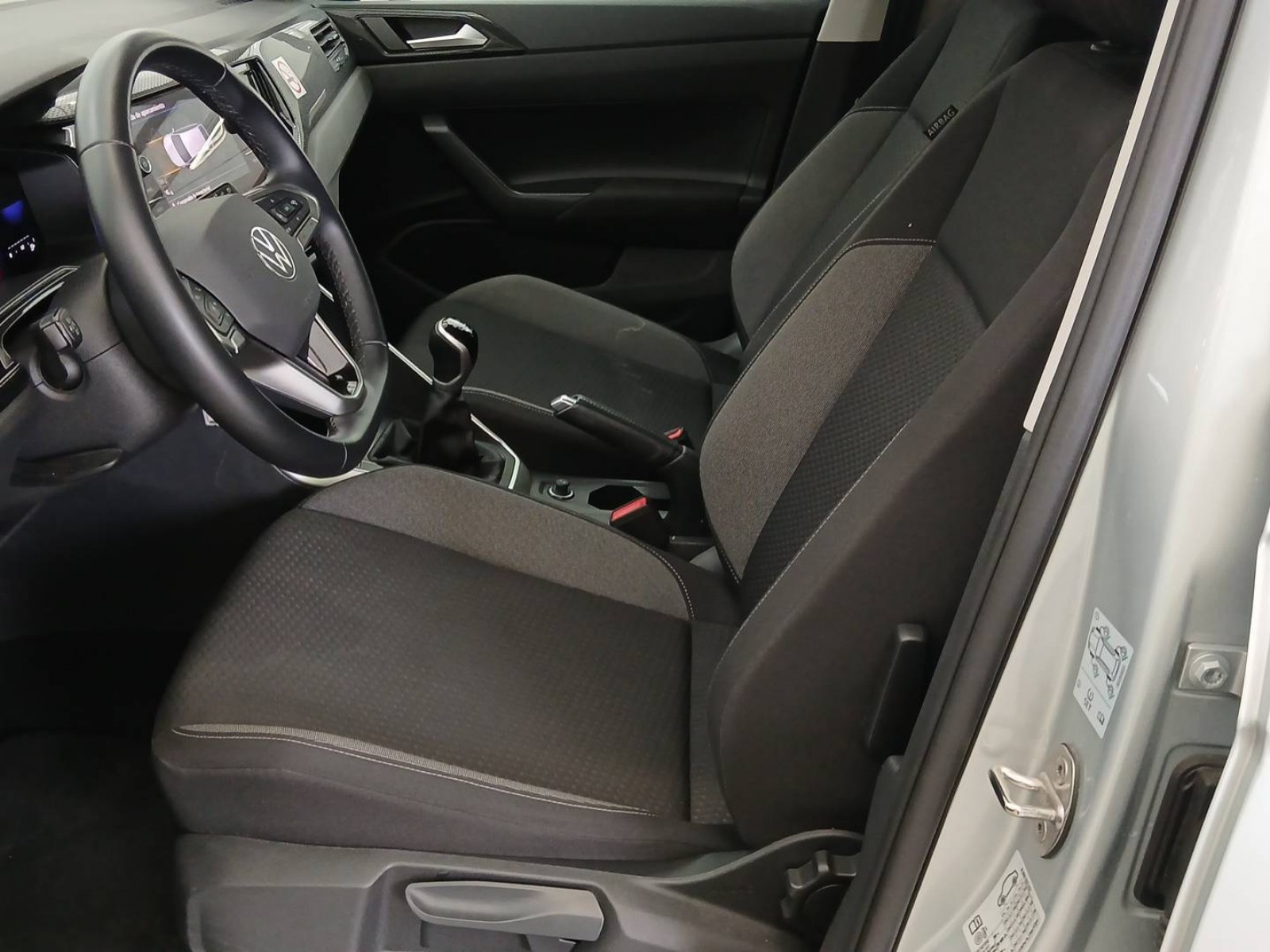VOLKSWAGEN - TAIGO - #825136 - 4