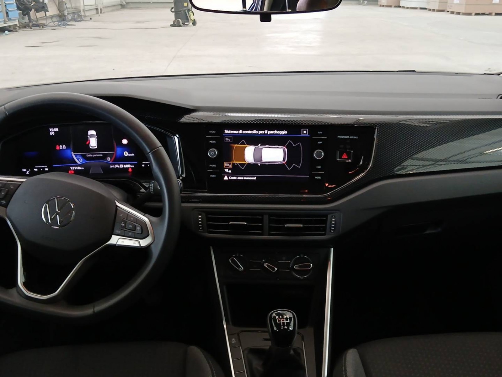 VOLKSWAGEN - POLO - #823678 - 12