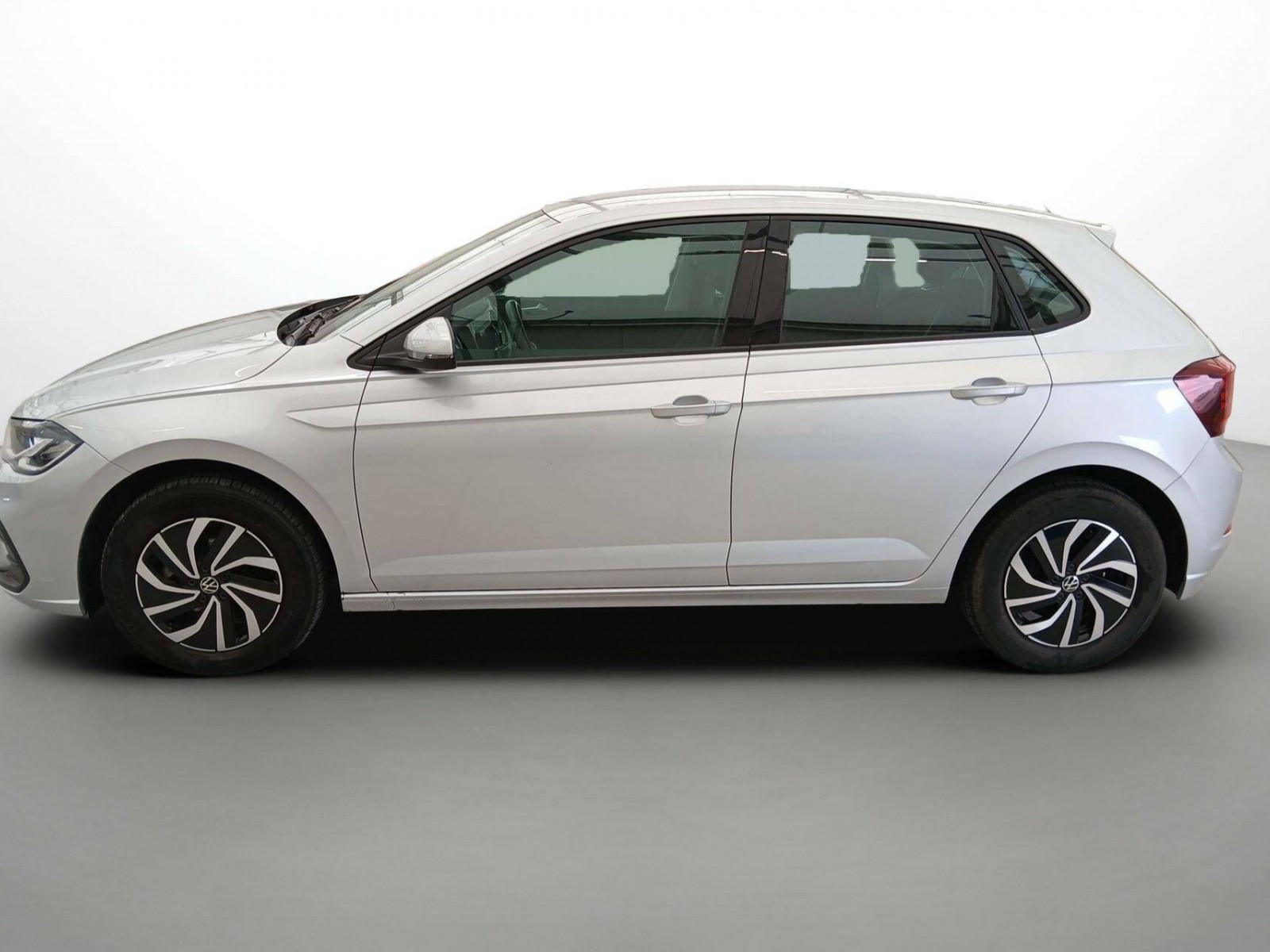 VOLKSWAGEN - POLO - #823728 - 6