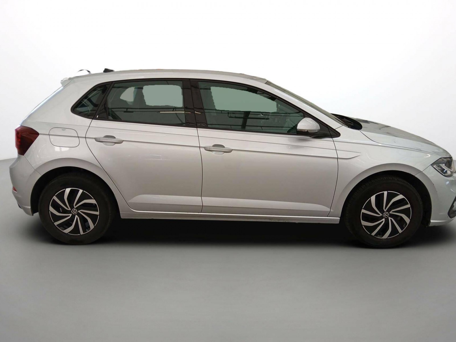 VOLKSWAGEN - POLO - #823728 - 5