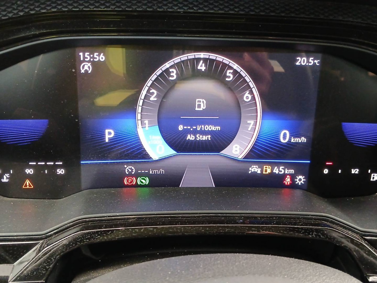 VOLKSWAGEN - POLO - #823728 - 12