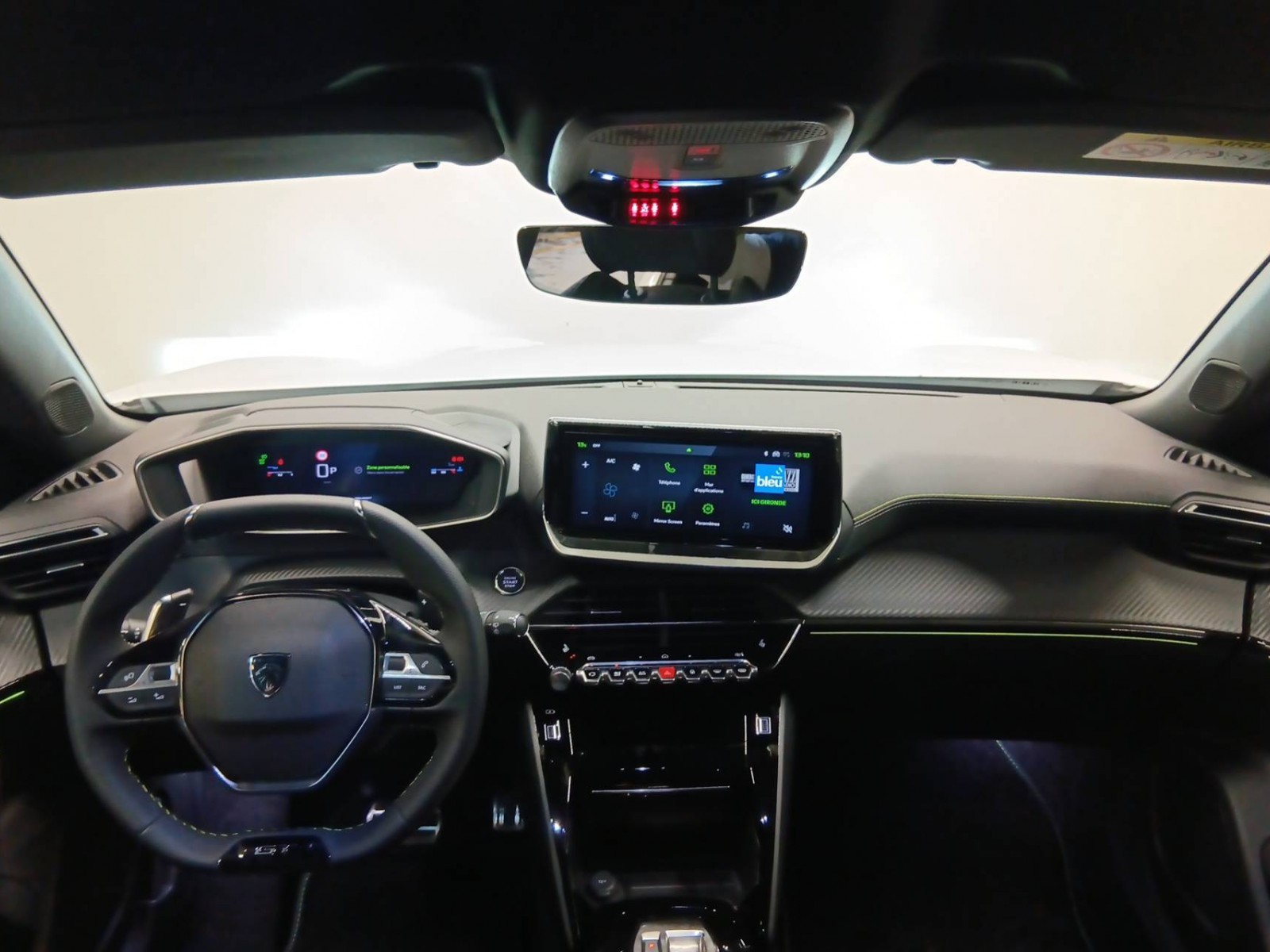 PEUGEOT - 2008 - #639382 - 10