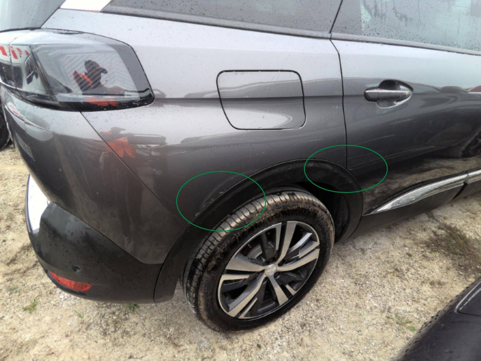 PEUGEOT - 5008 - #836367 - 9