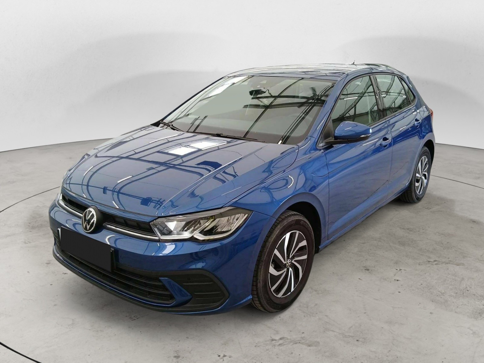 VOLKSWAGEN - POLO - #821933 - 0