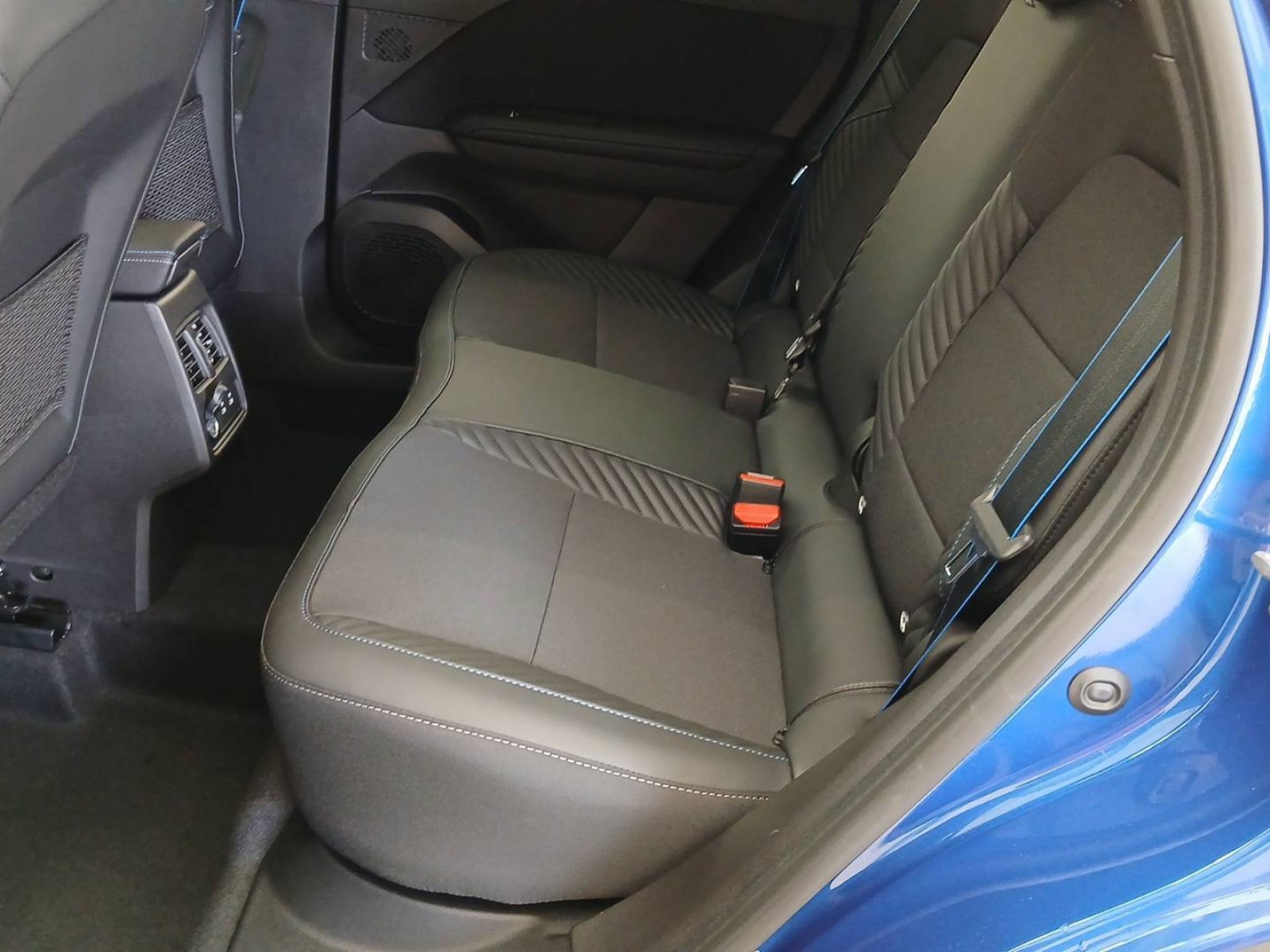 RENAULT - CAPTUR - #825902 - 8
