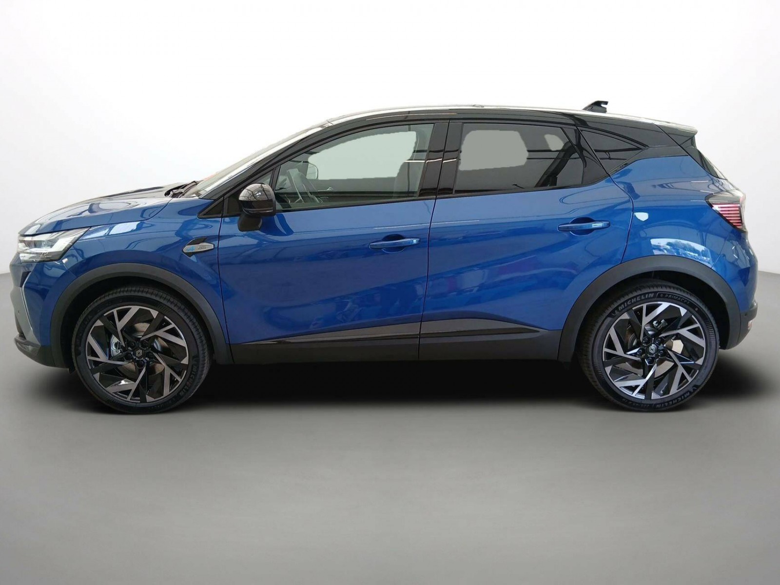 RENAULT - CAPTUR - #825902 - 16