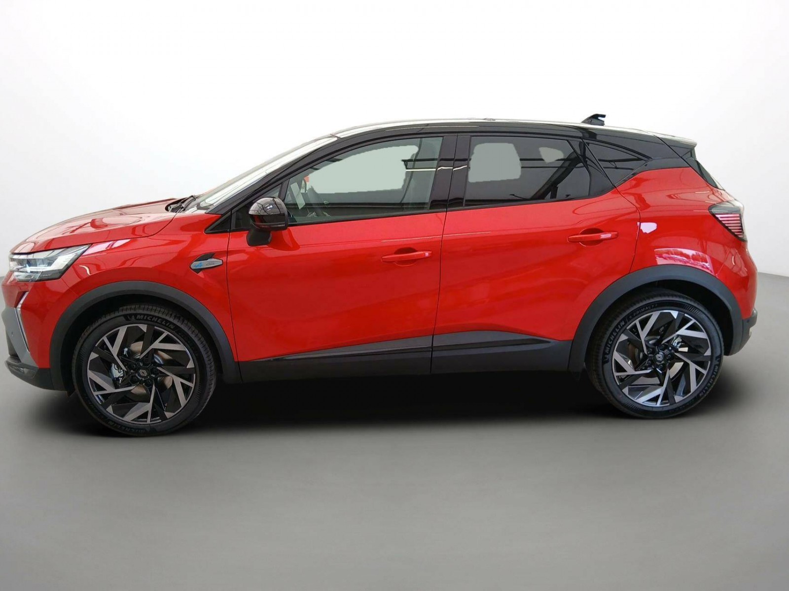 RENAULT - CAPTUR - #825900 - 16