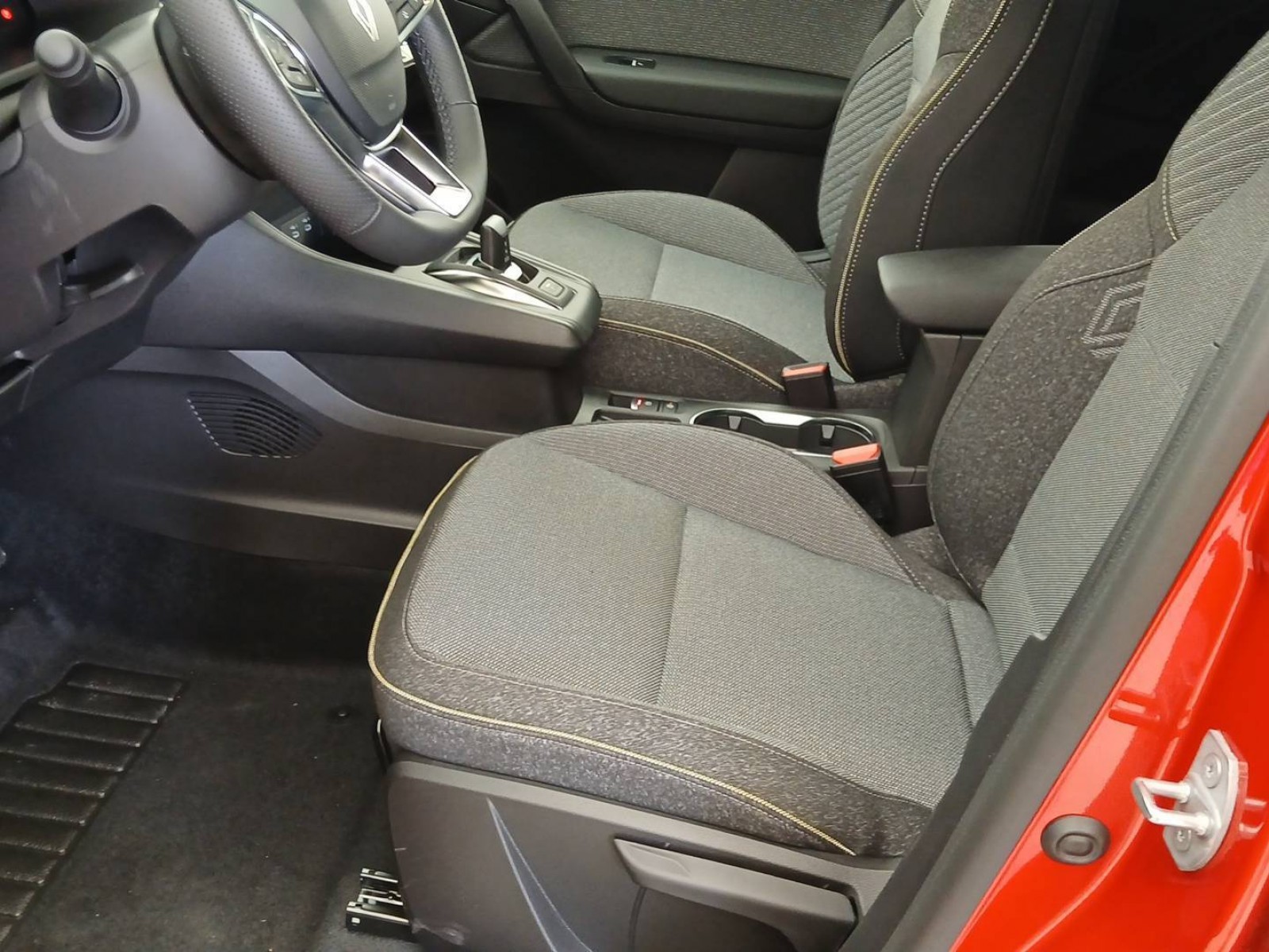 RENAULT - CAPTUR - #832726 - 11