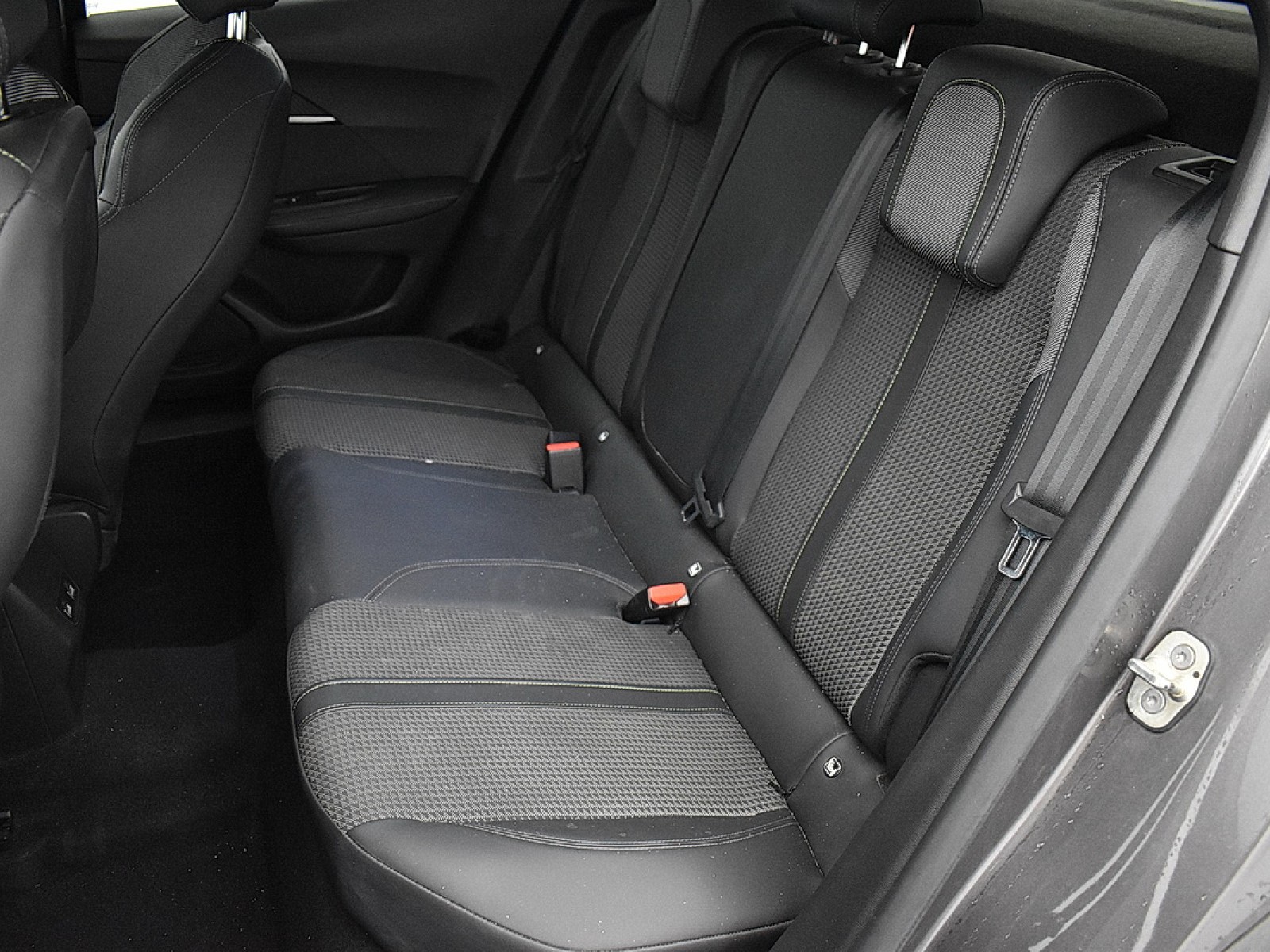 PEUGEOT - 2008 - #181021 - 8