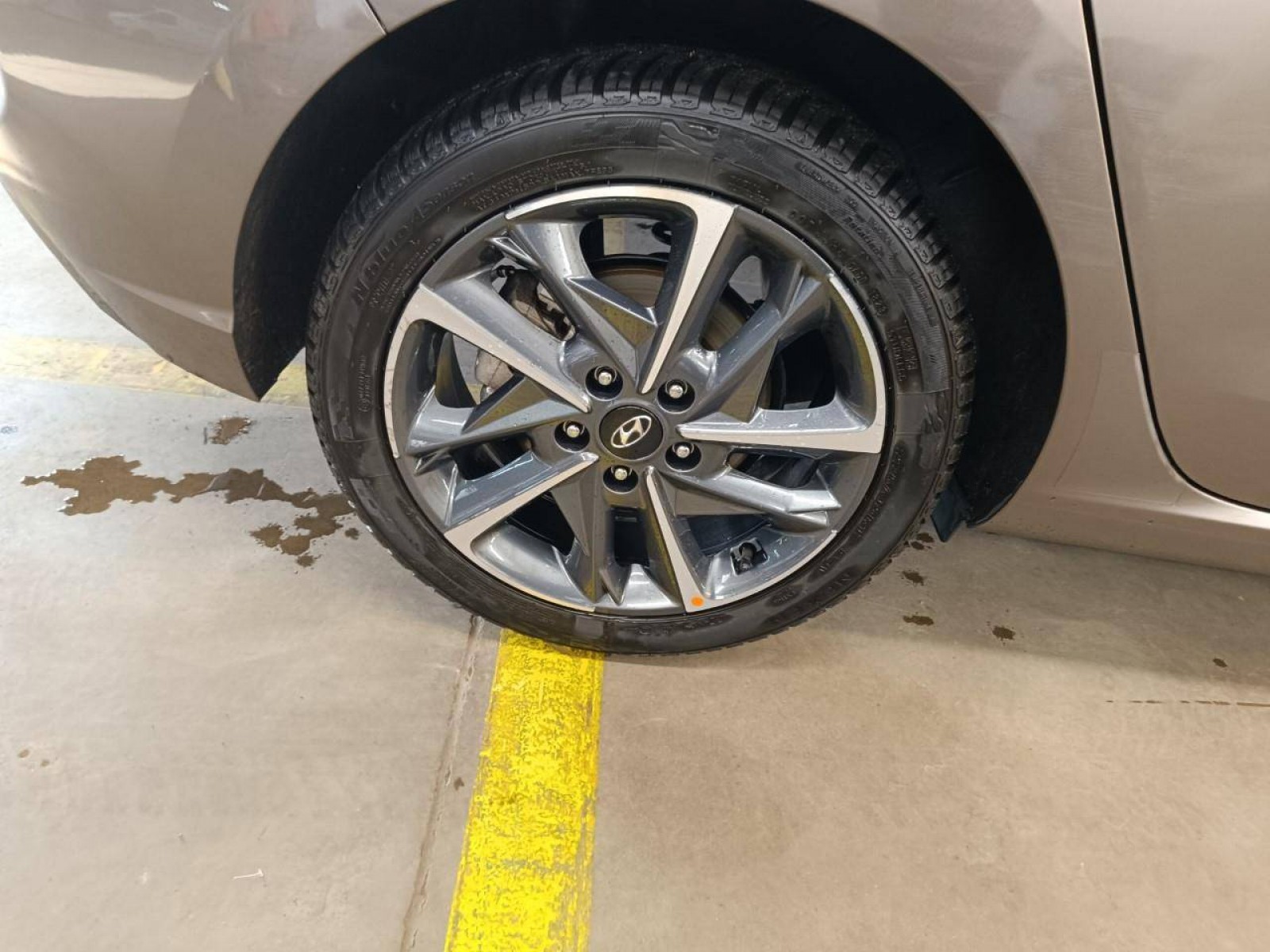 HYUNDAI - i30 - #720642 - 20
