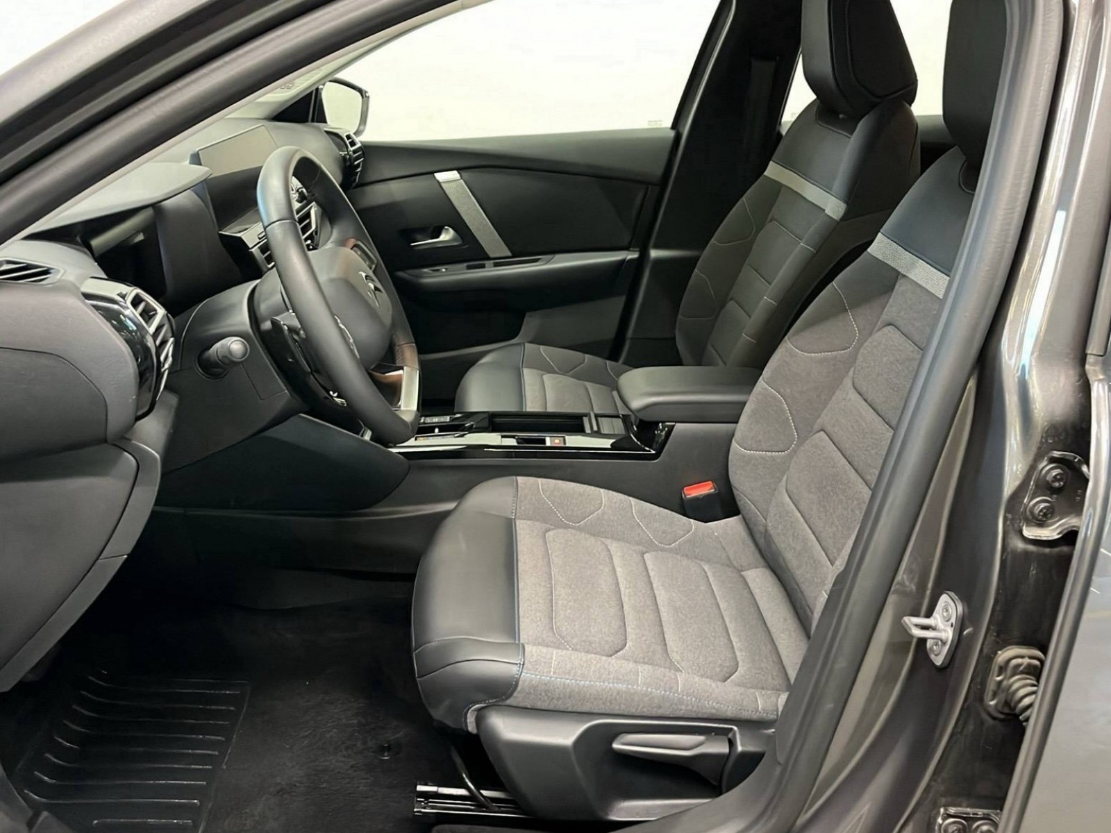 CITROEN - C4 - #217244 - 26