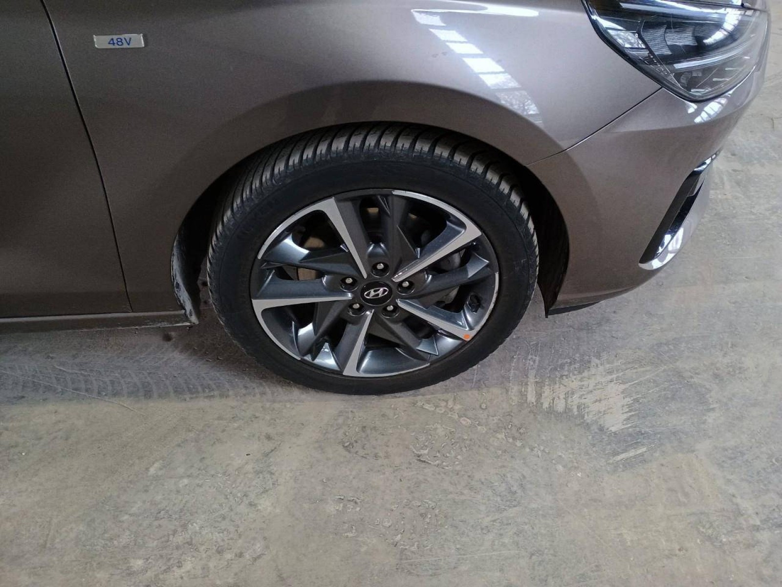 HYUNDAI - i30 - #720619 - 26