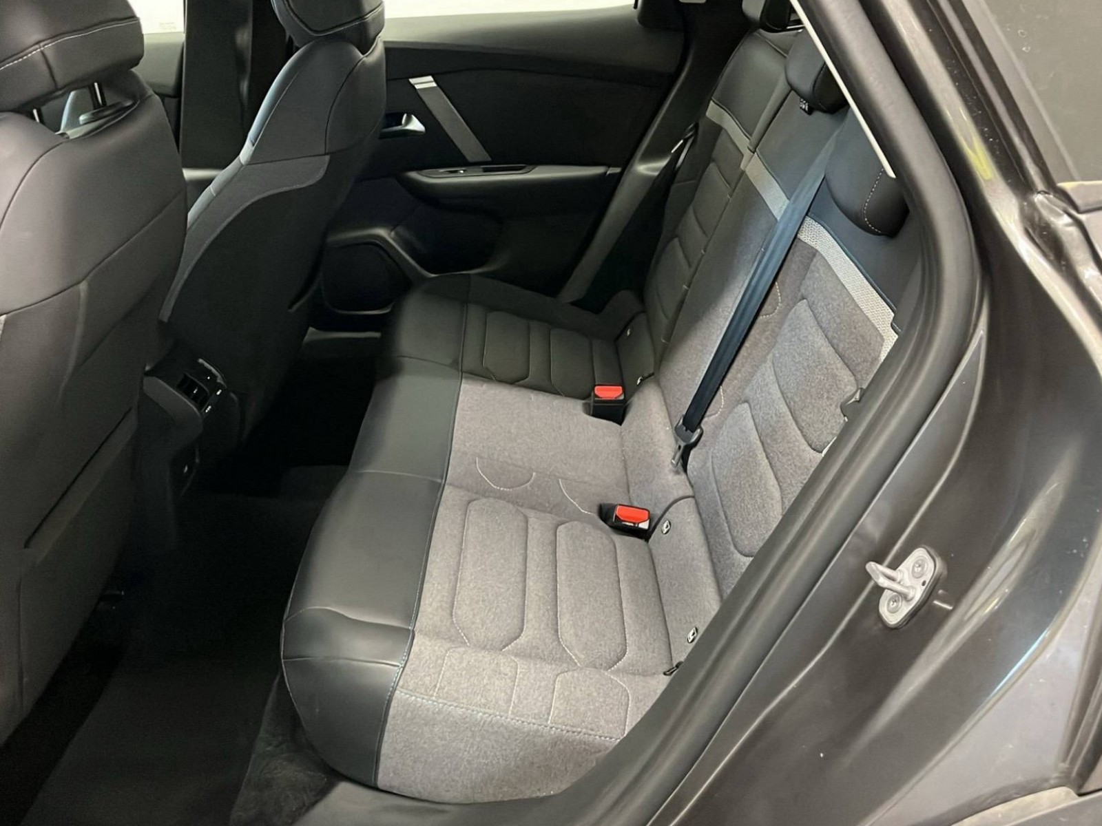CITROEN - C4 - #217247 - 25