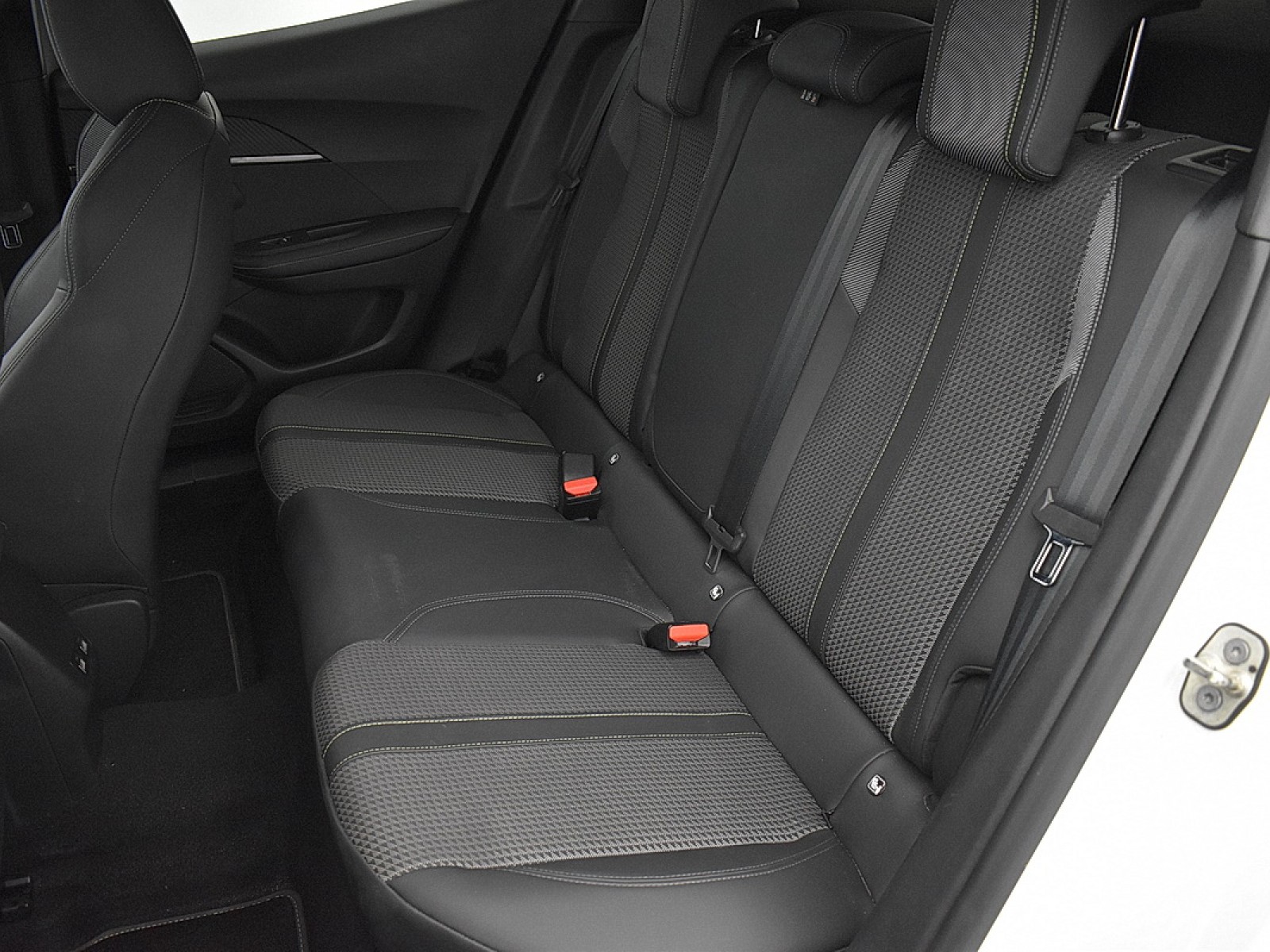 PEUGEOT - 2008 - #181009 - 8