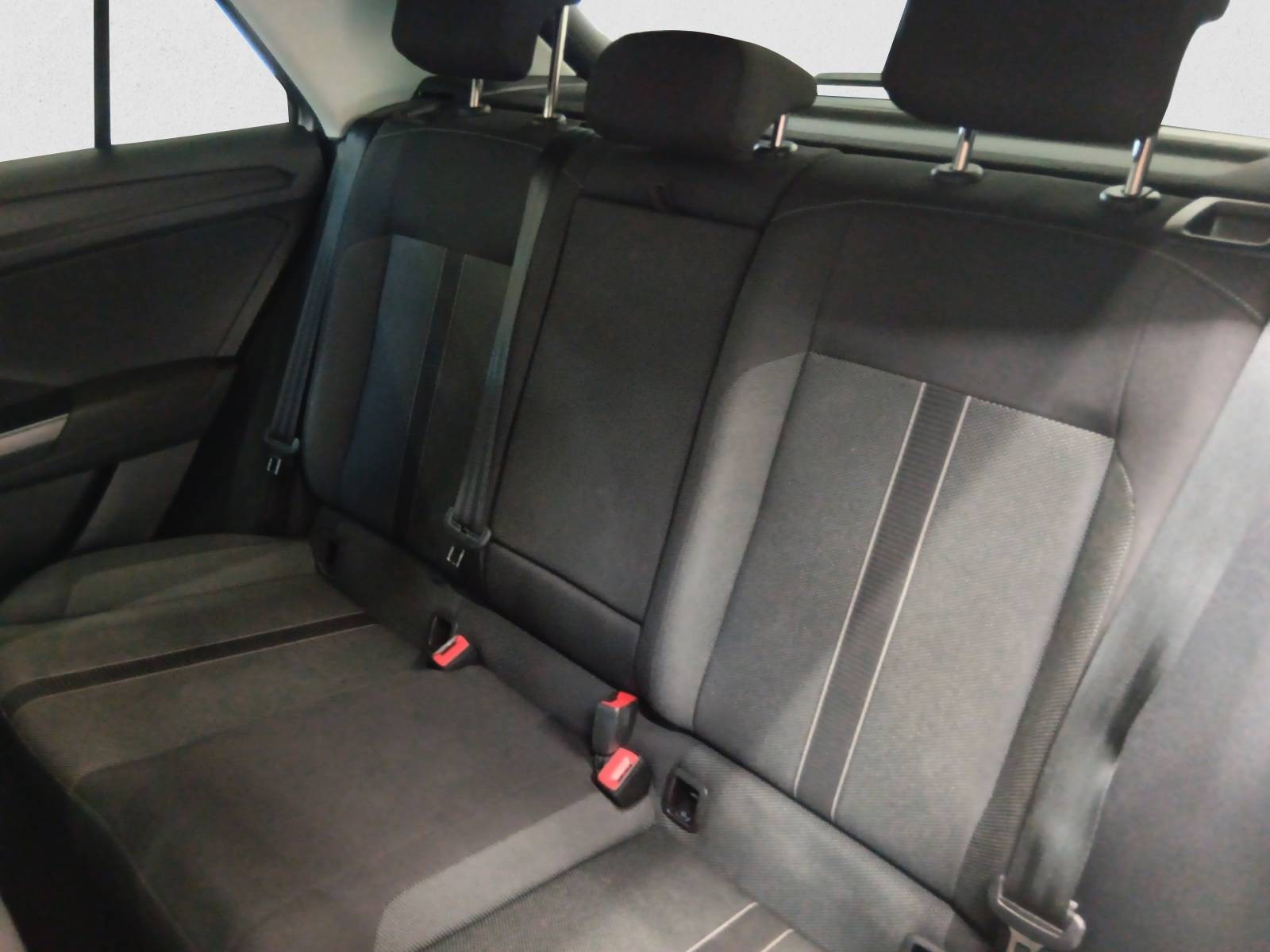 VOLKSWAGEN - T-ROC - #834796 - 8