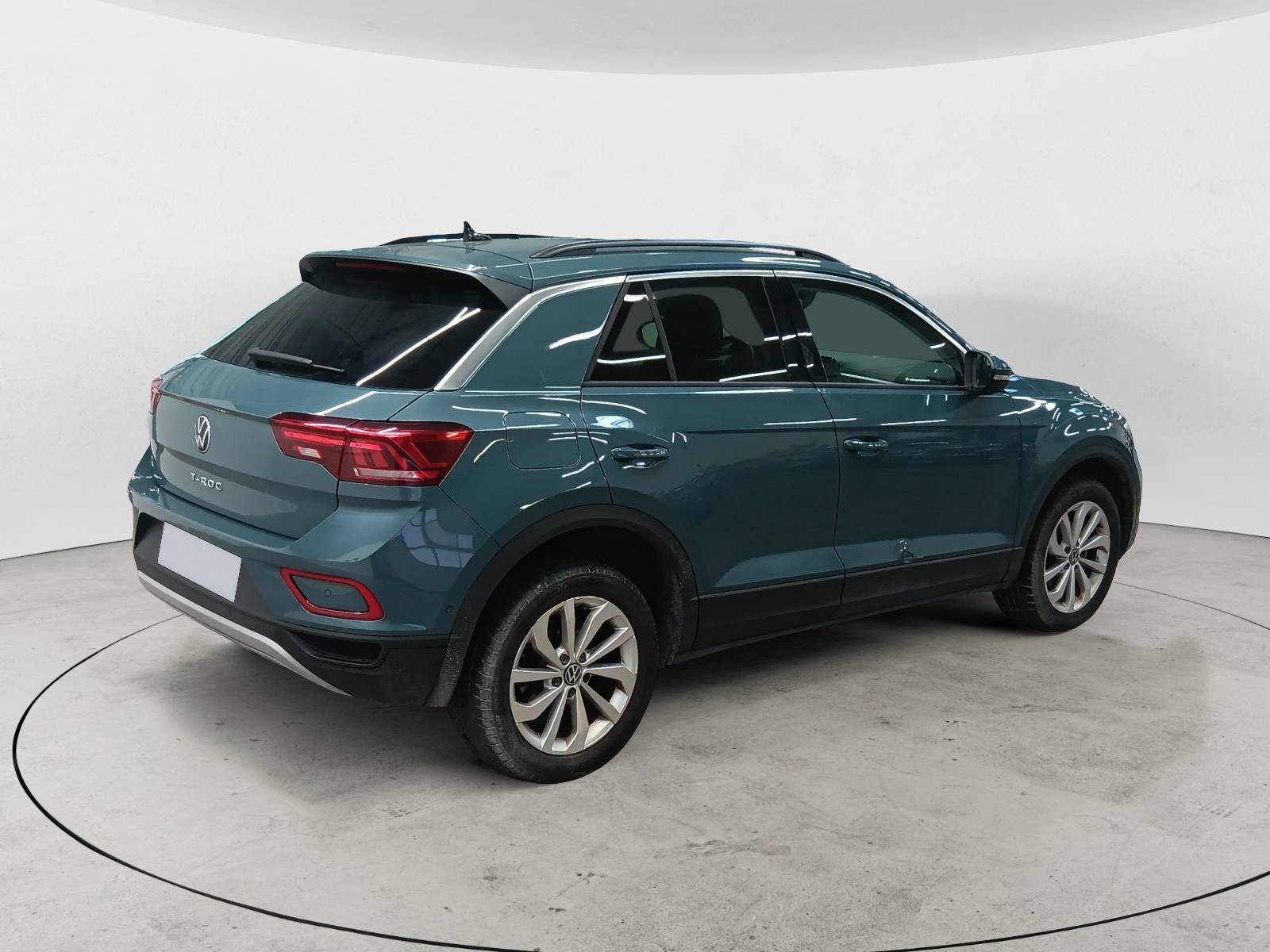 VOLKSWAGEN - T-ROC - #835943 - 3