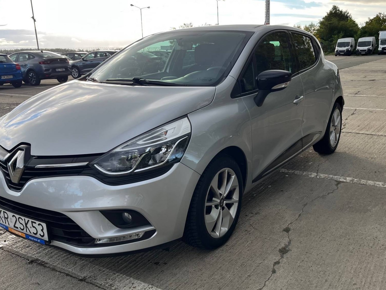 RENAULT - CLIO IV - #197045 - 0