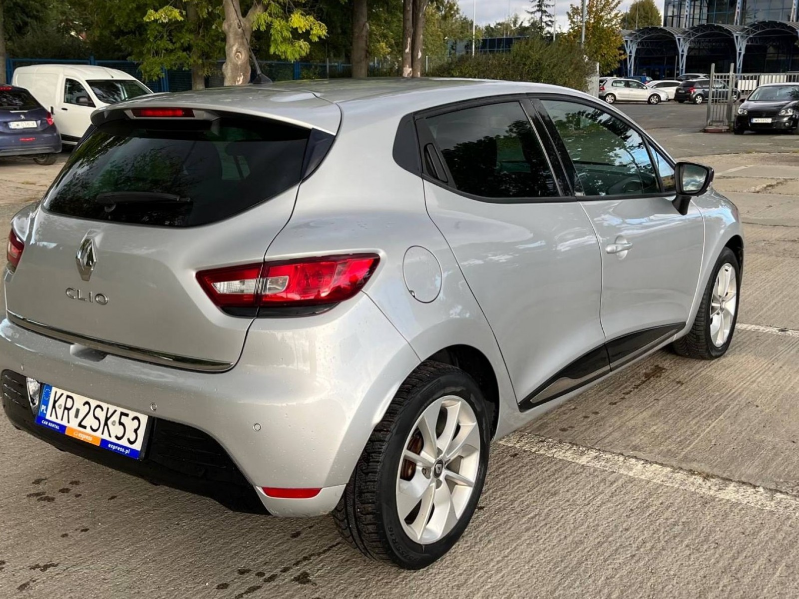 RENAULT - CLIO IV - #197045 - 9