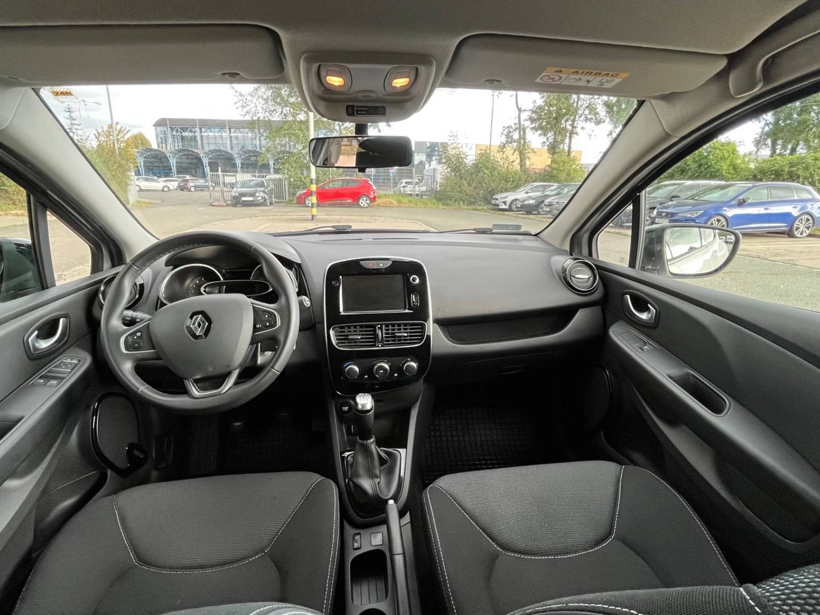 RENAULT - CLIO IV - #197045 - 6