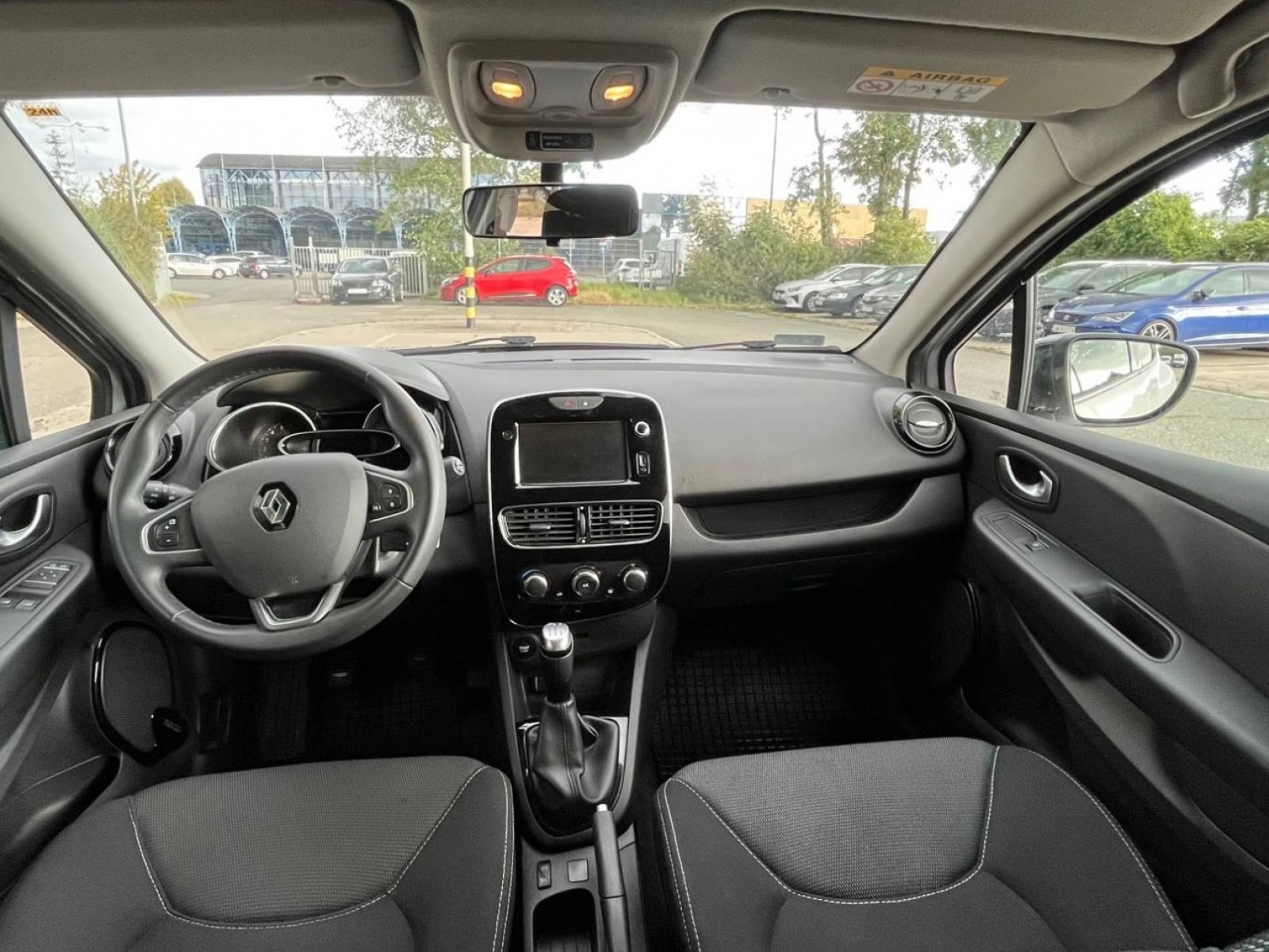 RENAULT - CLIO IV - #197045 - 13
