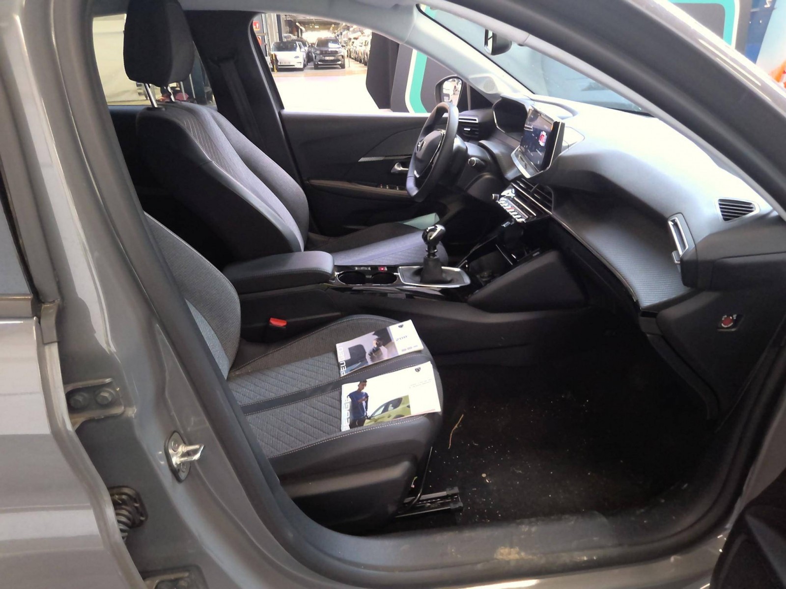 PEUGEOT - 208 - #840113 - 2