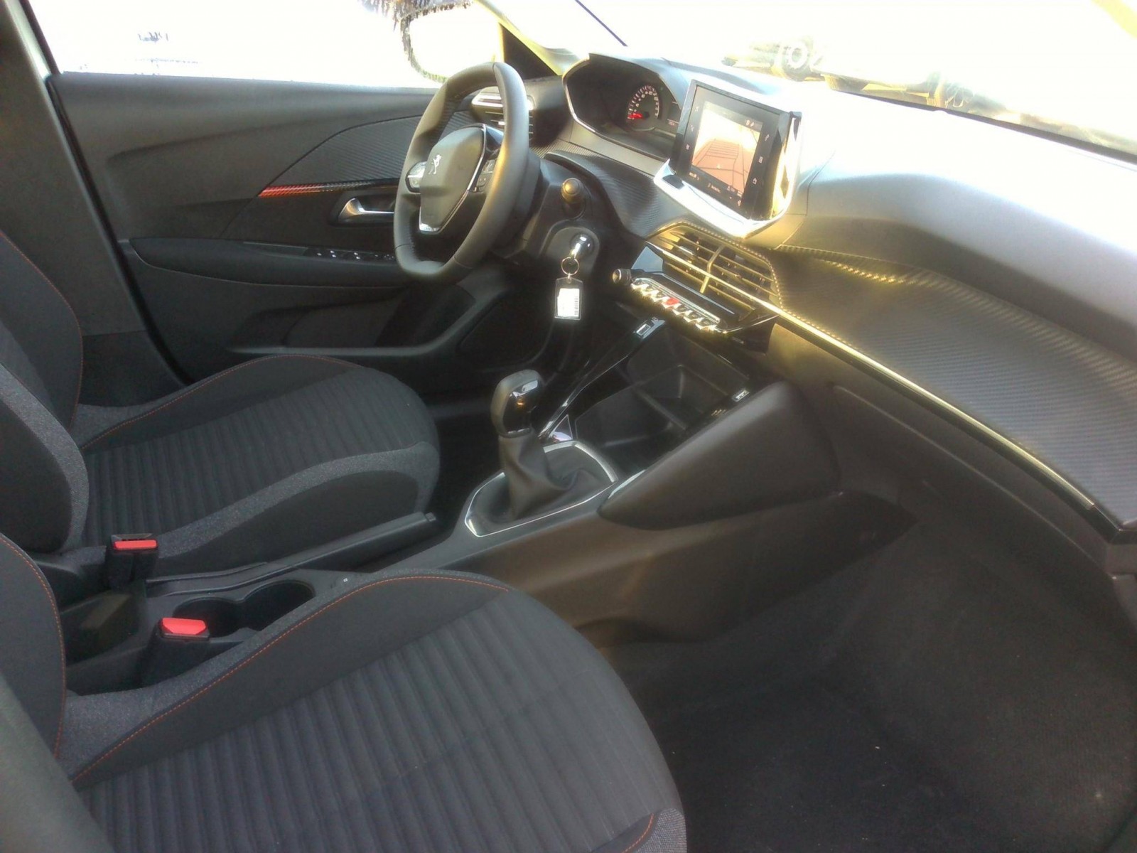 PEUGEOT - 208 - #840142 - 2