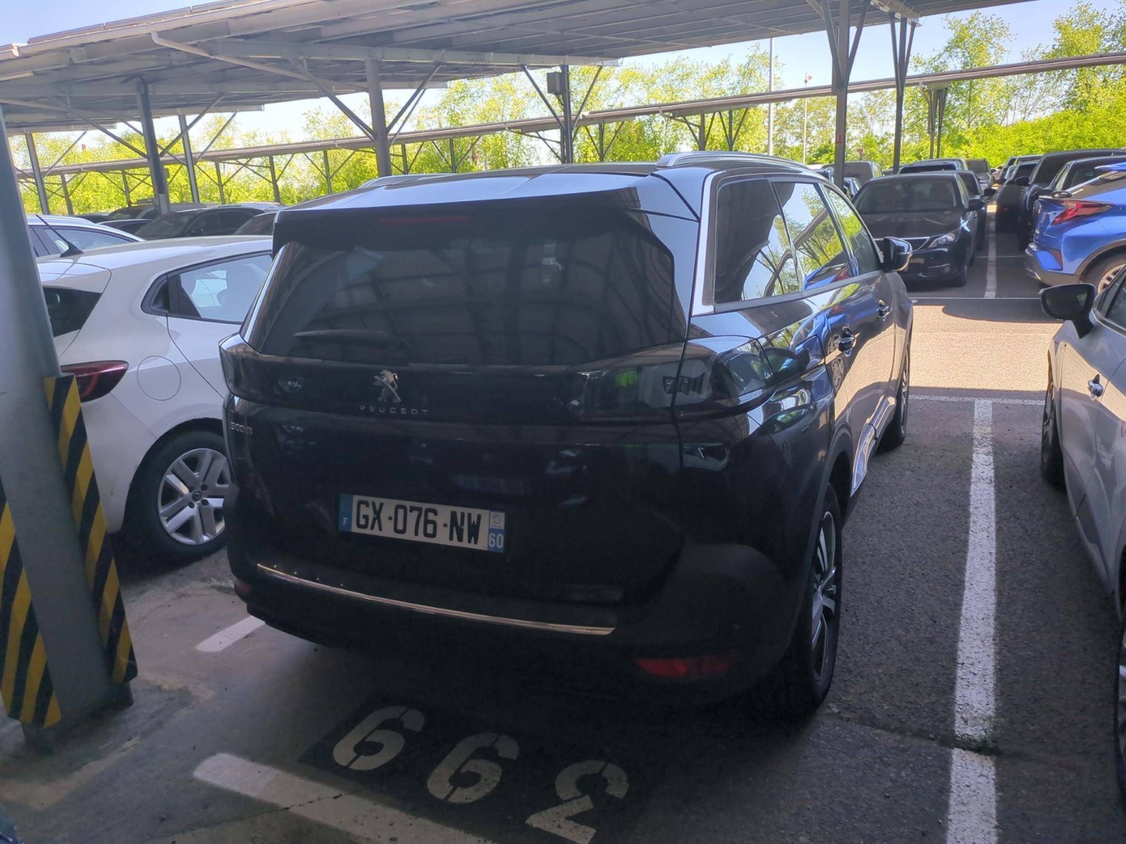 PEUGEOT - 5008 - #840123 - 1