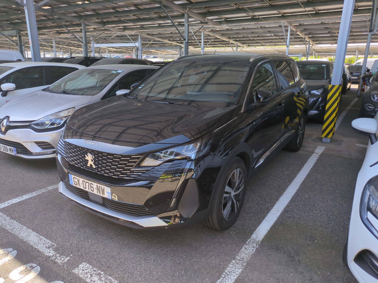PEUGEOT - 5008 - #840123 - 0