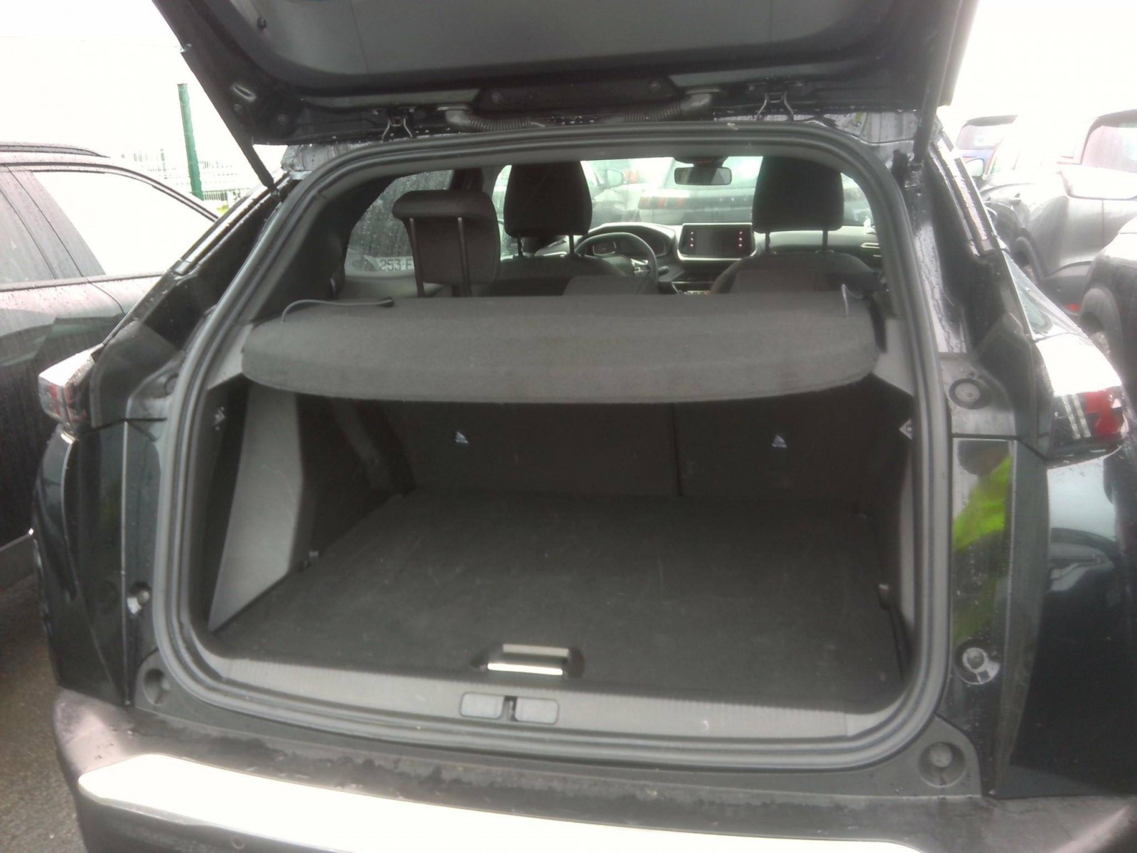 PEUGEOT - 2008 - #840140 - 4