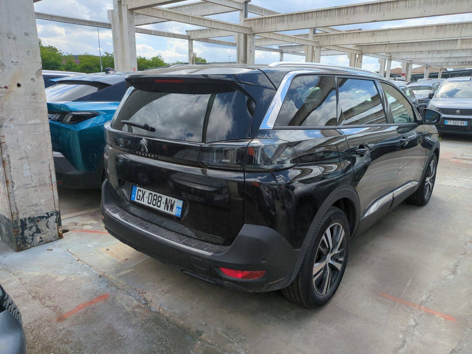 PEUGEOT - 5008 - #840128 - 4
