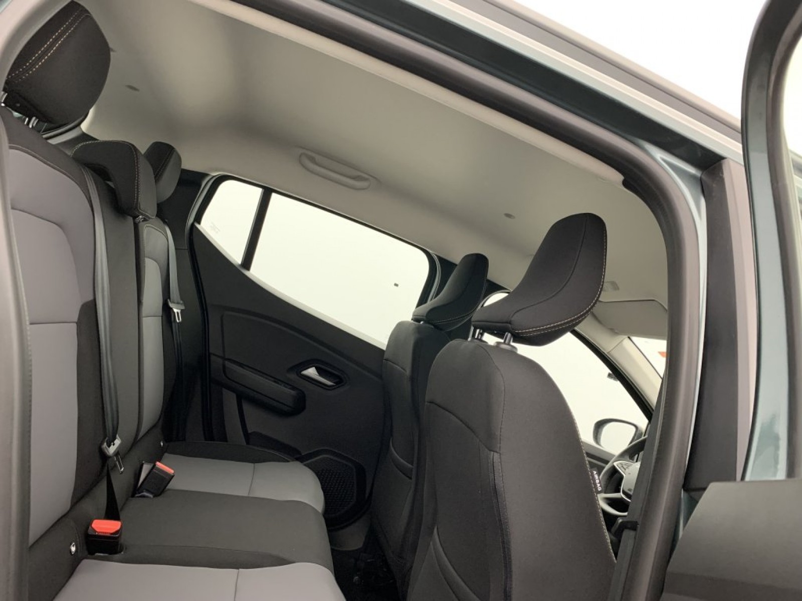 DACIA - Sandero - #840154 - 9