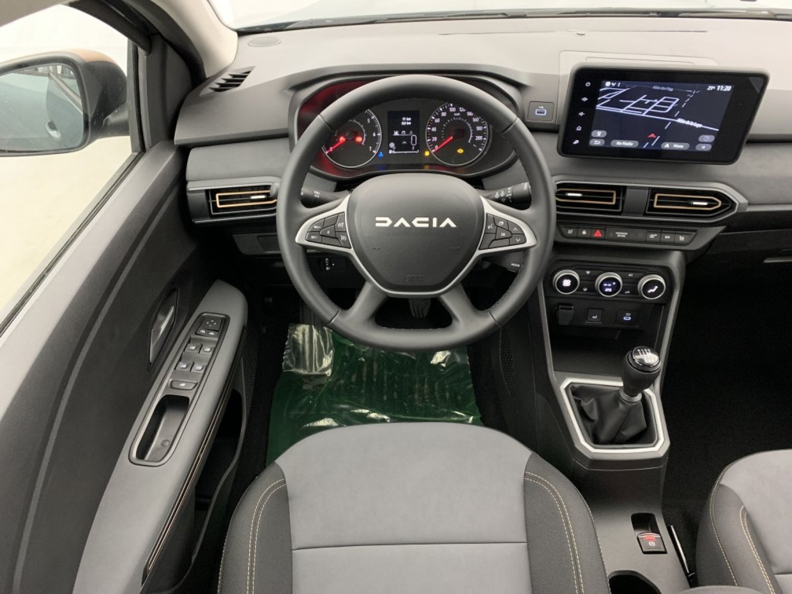 DACIA - Sandero - #840154 - 12