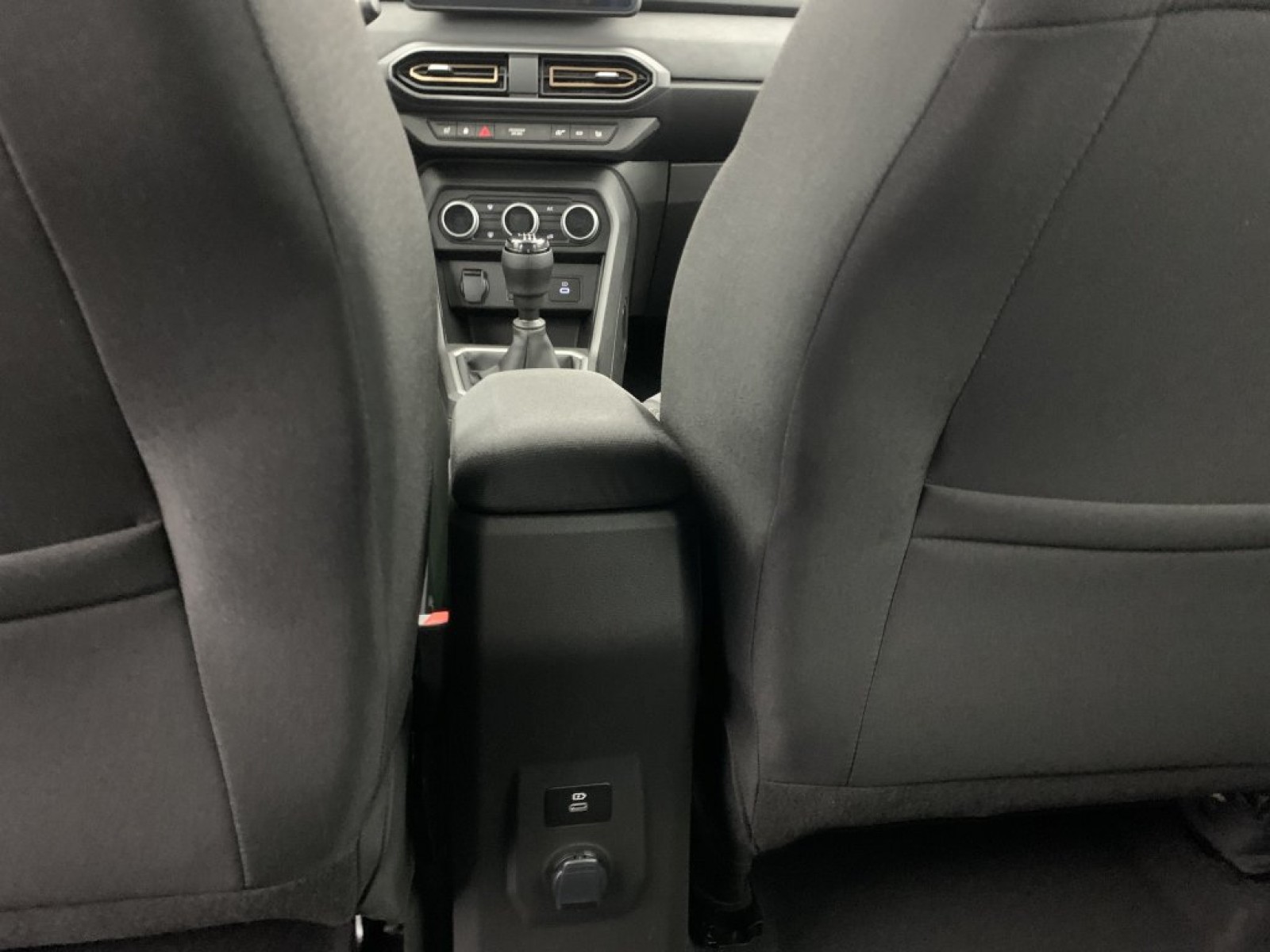 DACIA - Sandero - #840154 - 16