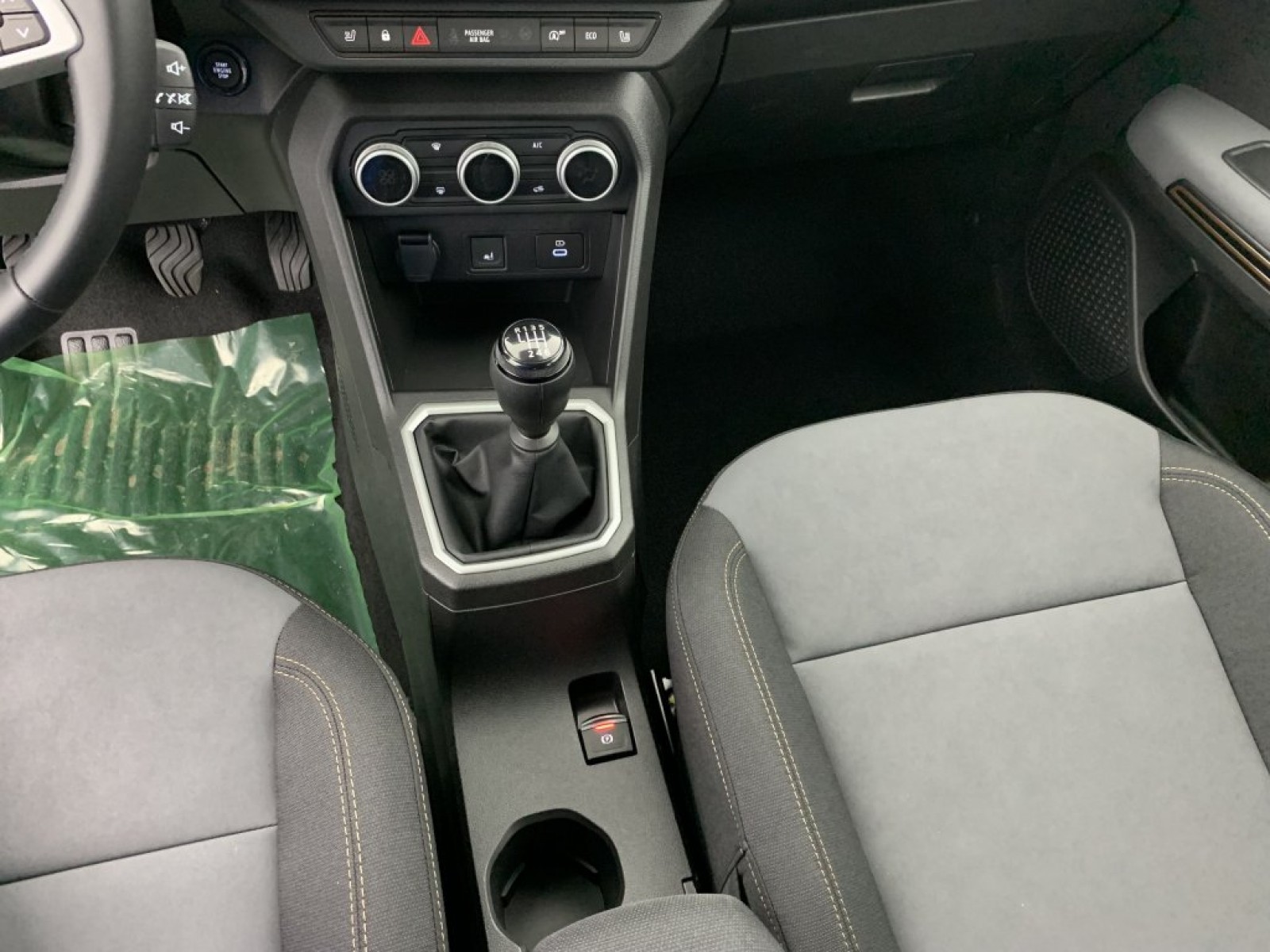 DACIA - Sandero - #840154 - 18
