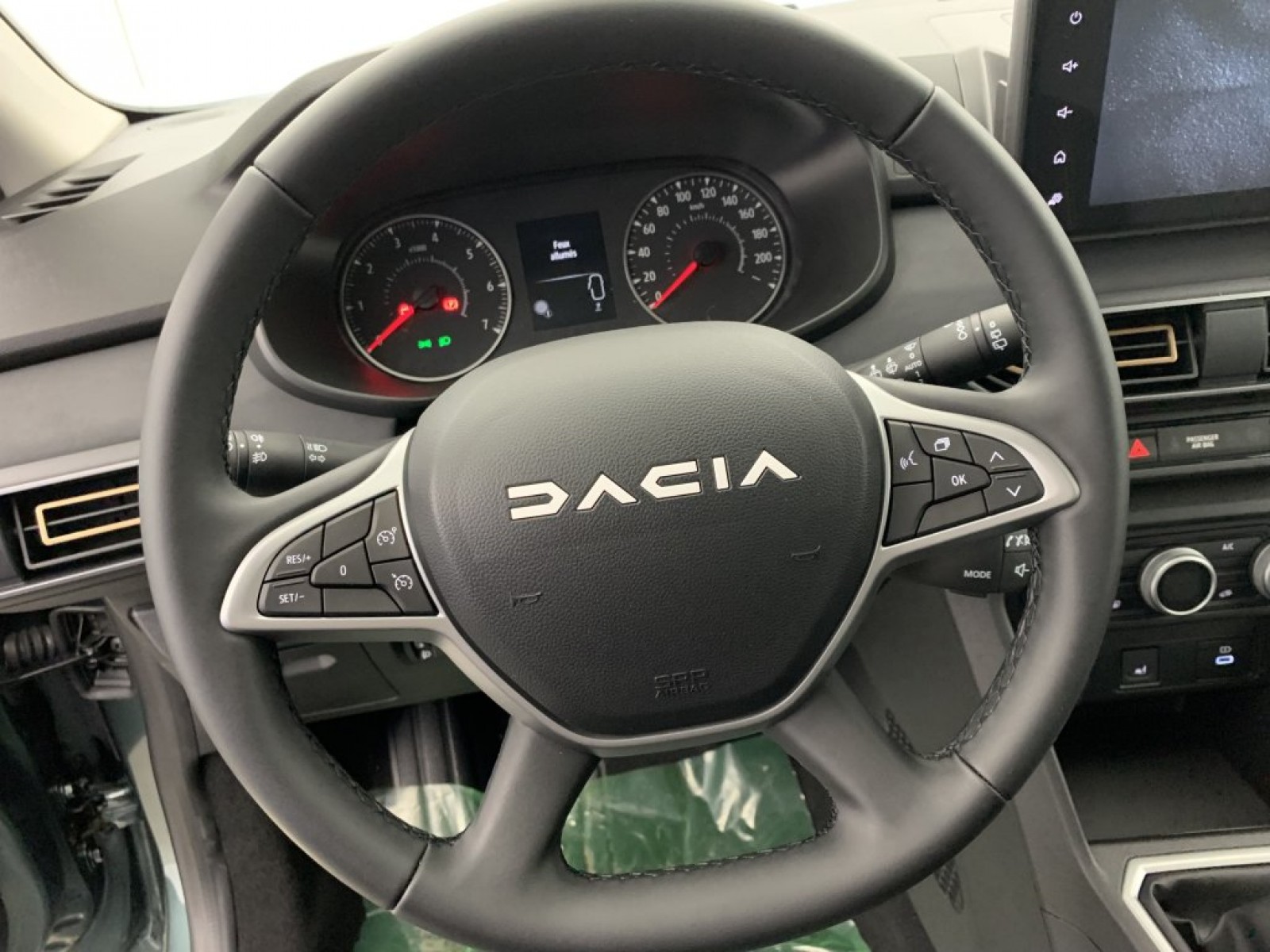 DACIA - Sandero - #840154 - 19