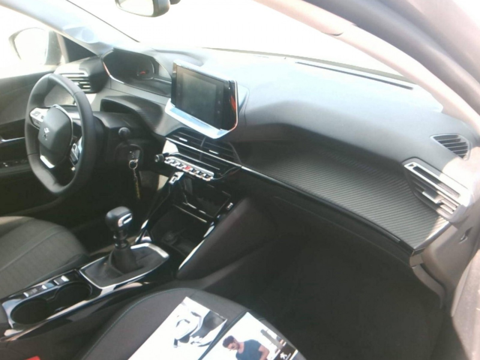 PEUGEOT - 208 - #840333 - 20
