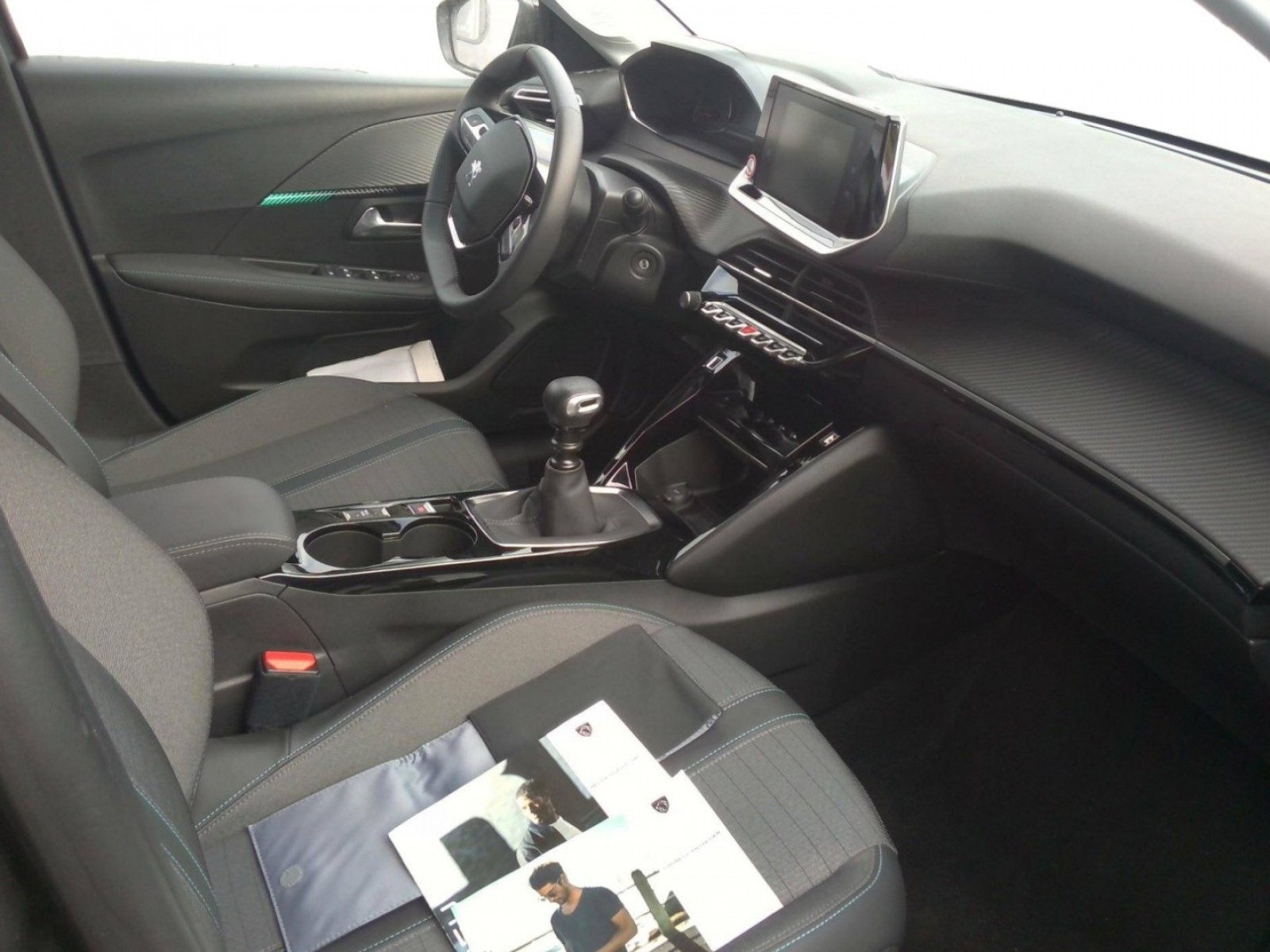 PEUGEOT - 208 - #840331 - 7