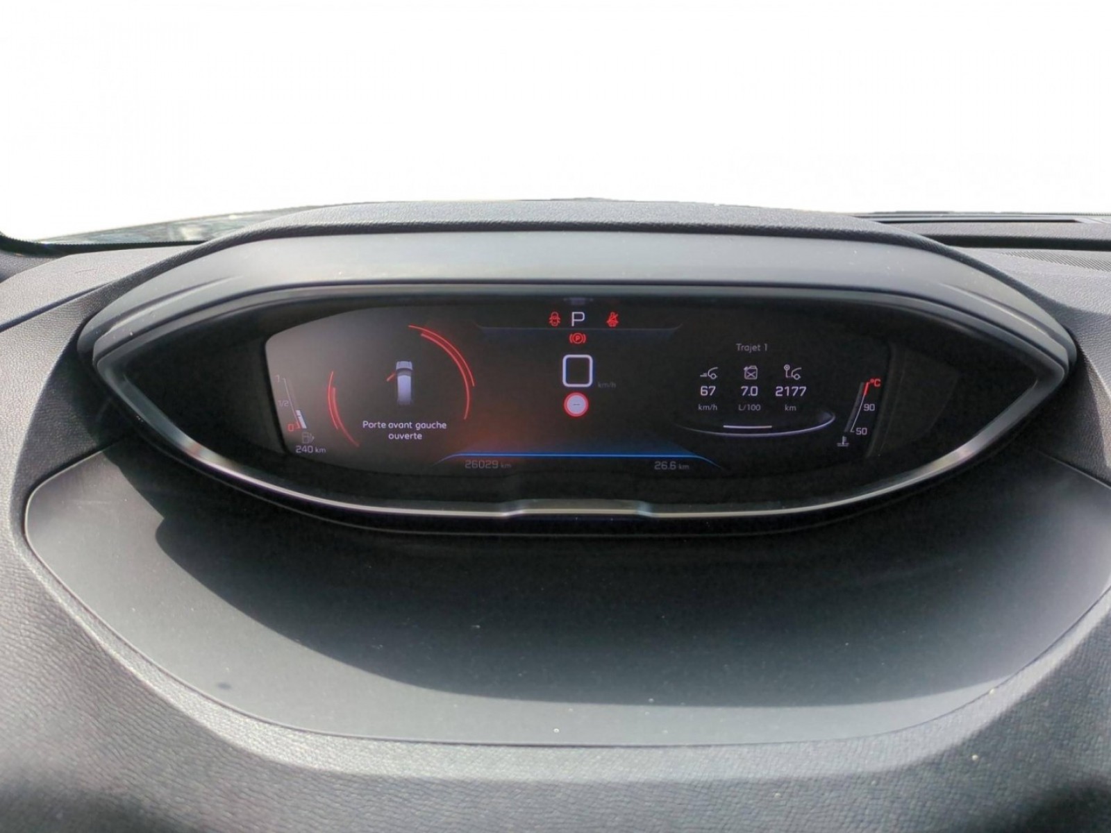 PEUGEOT - 5008 - #840128 - 10